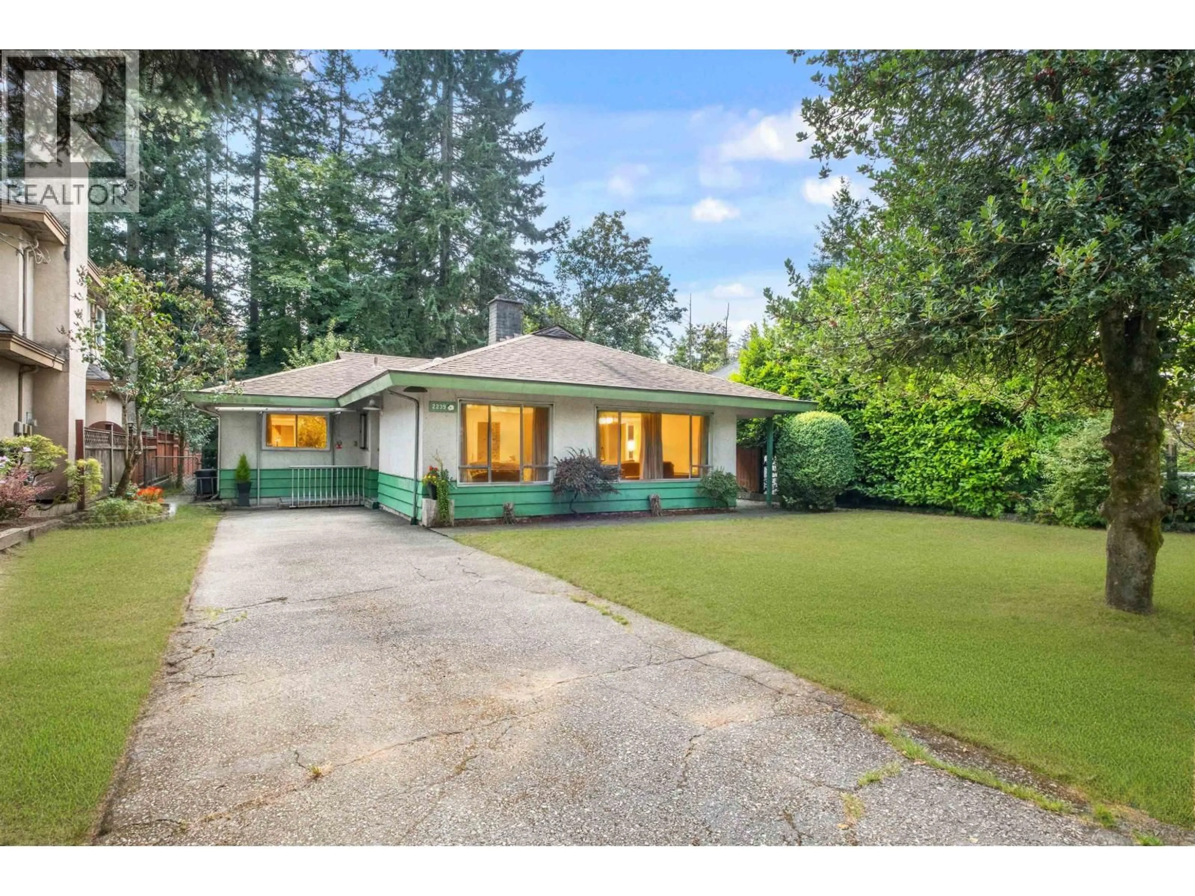 A pic from outside/outdoor area/front of a property/back of a property/a pic from drone, street for 2239 WINDRIDGE DRIVE, North Vancouver British Columbia V7H1B6