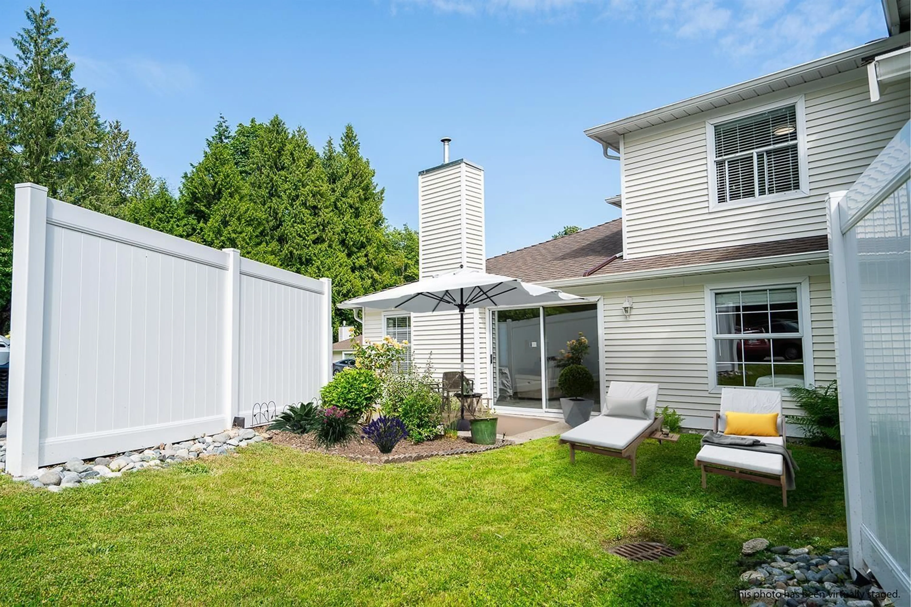 Patio, unknown for 37 - 6537 138 STREET, Surrey British Columbia V3W0C4