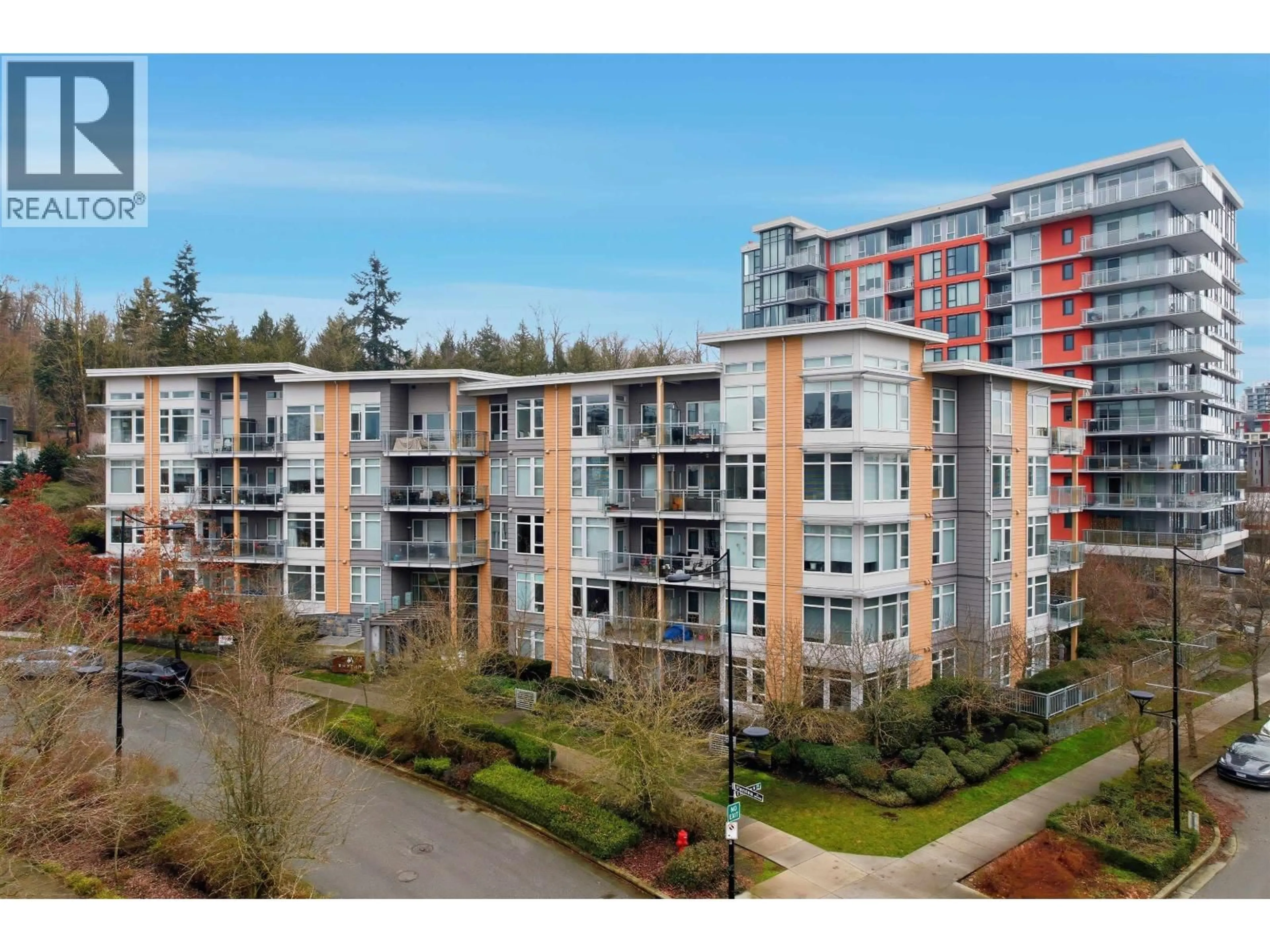 A pic from outside/outdoor area/front of a property/back of a property/a pic from drone, unknown for 507 - 3263 PIERVIEW CRESCENT, Vancouver British Columbia V5S0C3