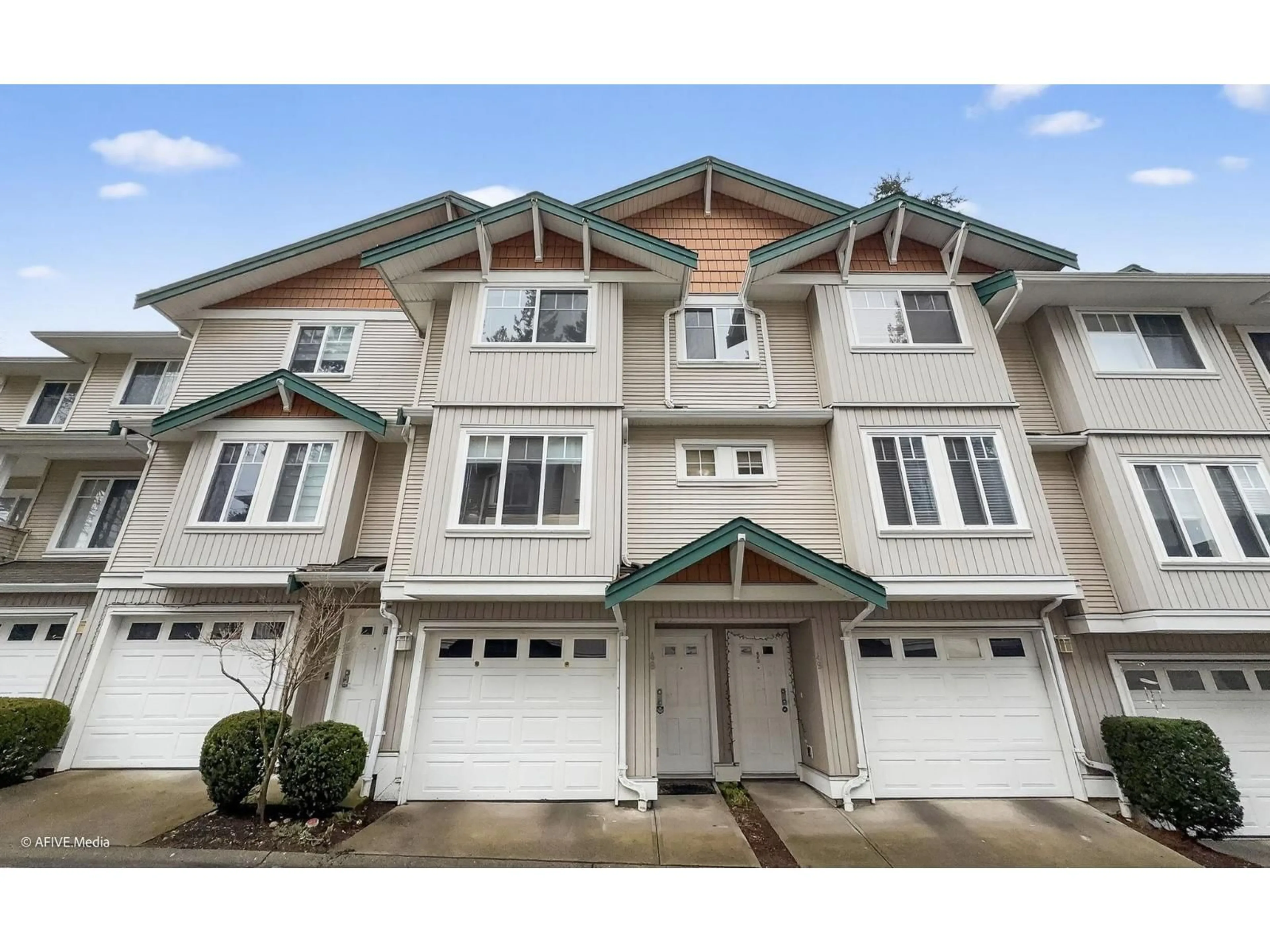 Home with vinyl exterior material, unknown for 48 - 12711 64 AVENUE, Surrey British Columbia V3W1X1