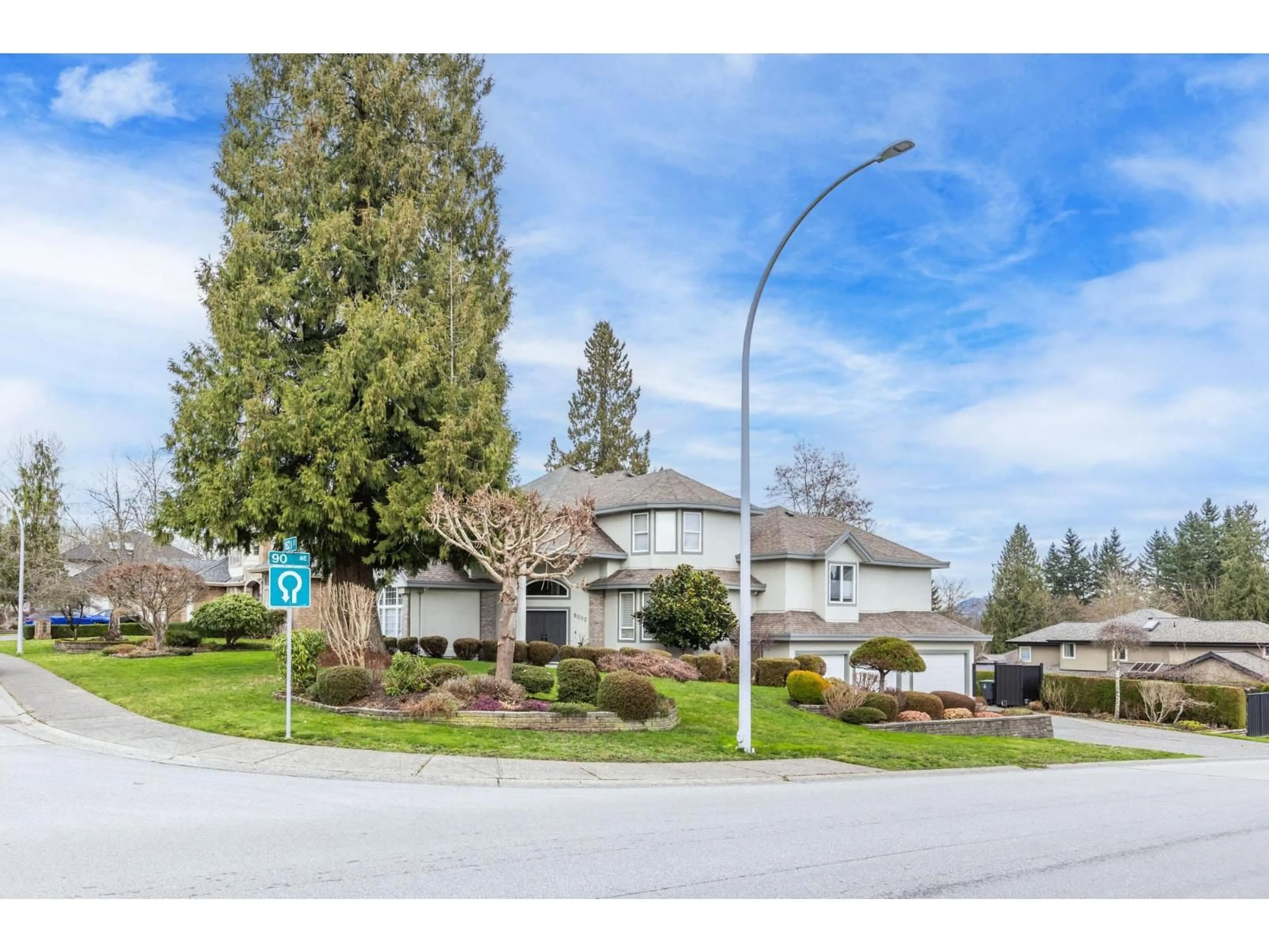 Unknown for 9012 162A STREET, Surrey British Columbia V4N3L6