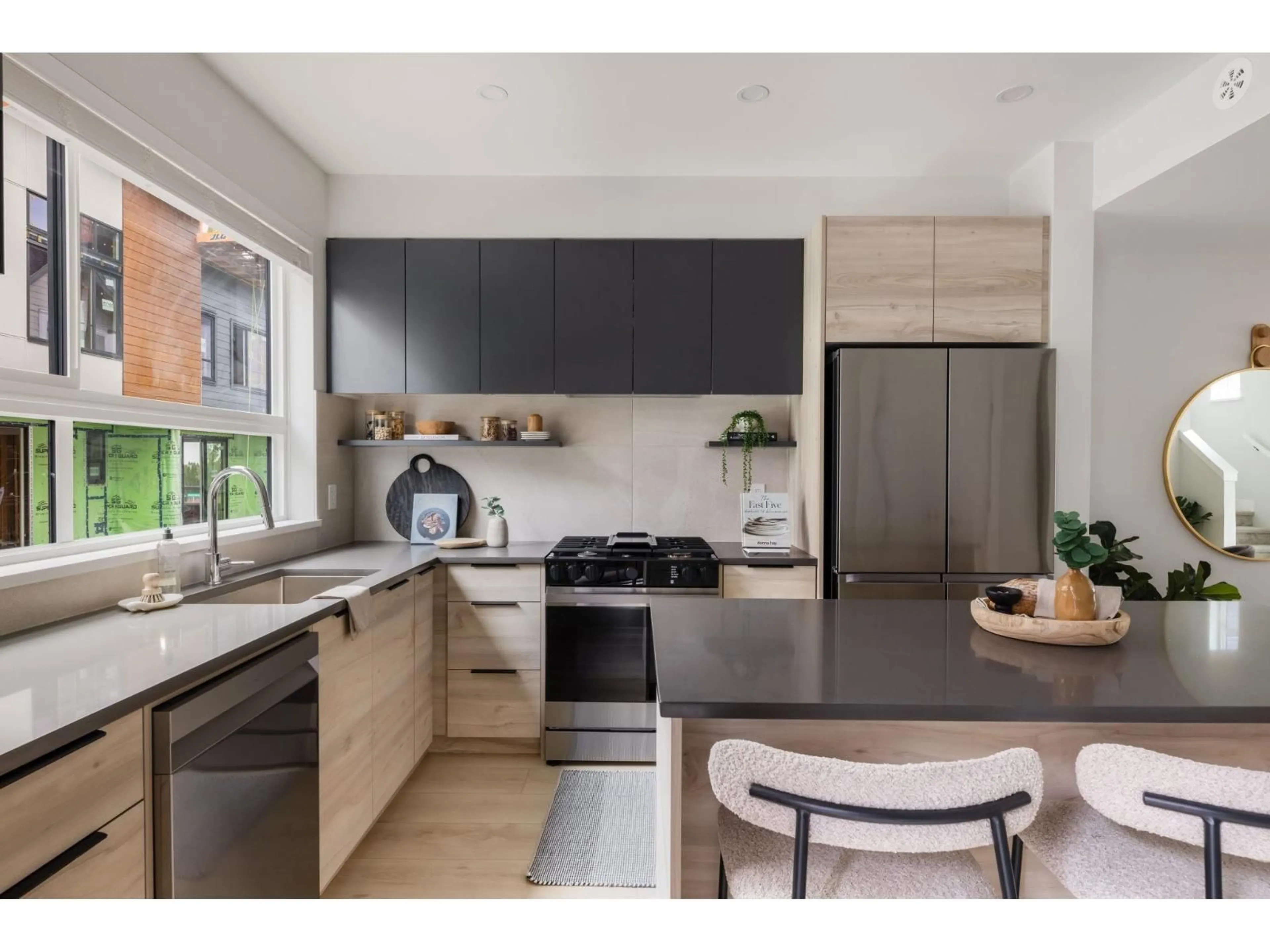 Contemporary kitchen, unknown for 72 - 30530 CARDINAL AVENUE, Abbotsford British Columbia V2T0L5