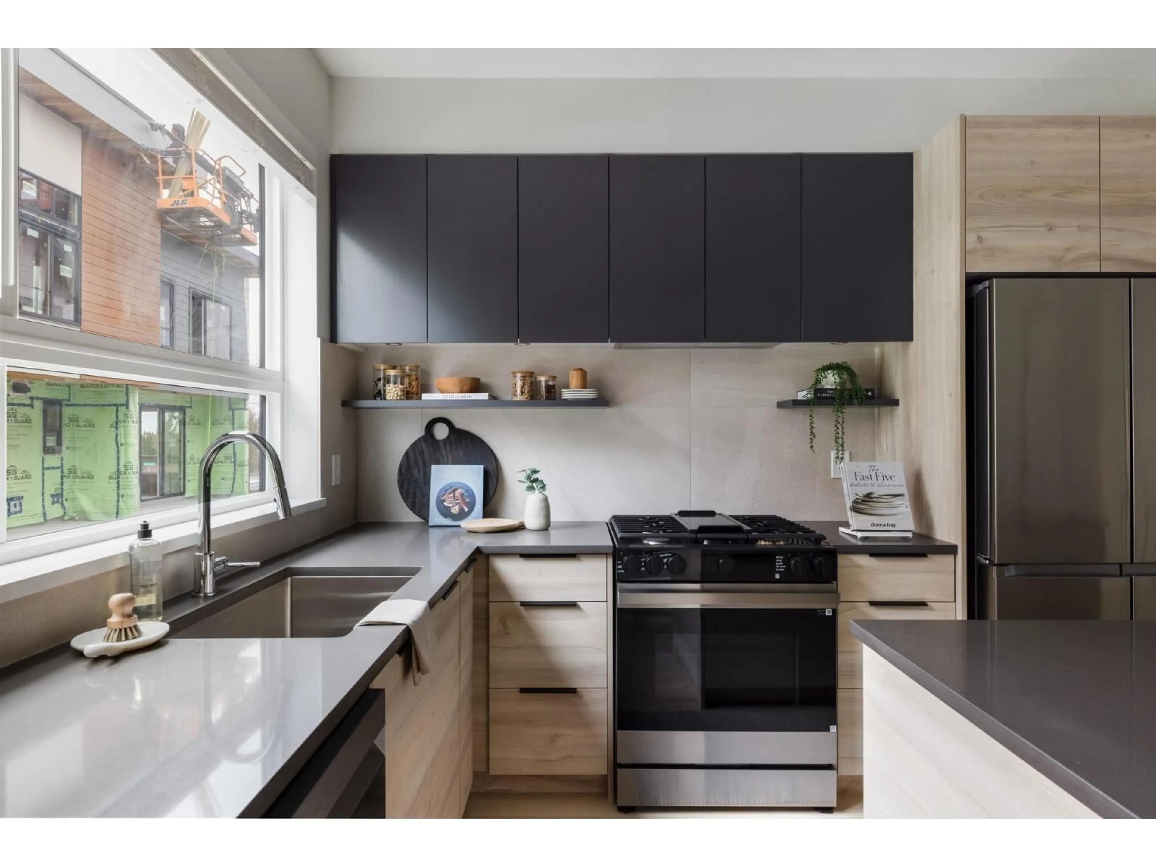 Contemporary kitchen, unknown for 72 - 30530 CARDINAL AVENUE, Abbotsford British Columbia V2T0L5