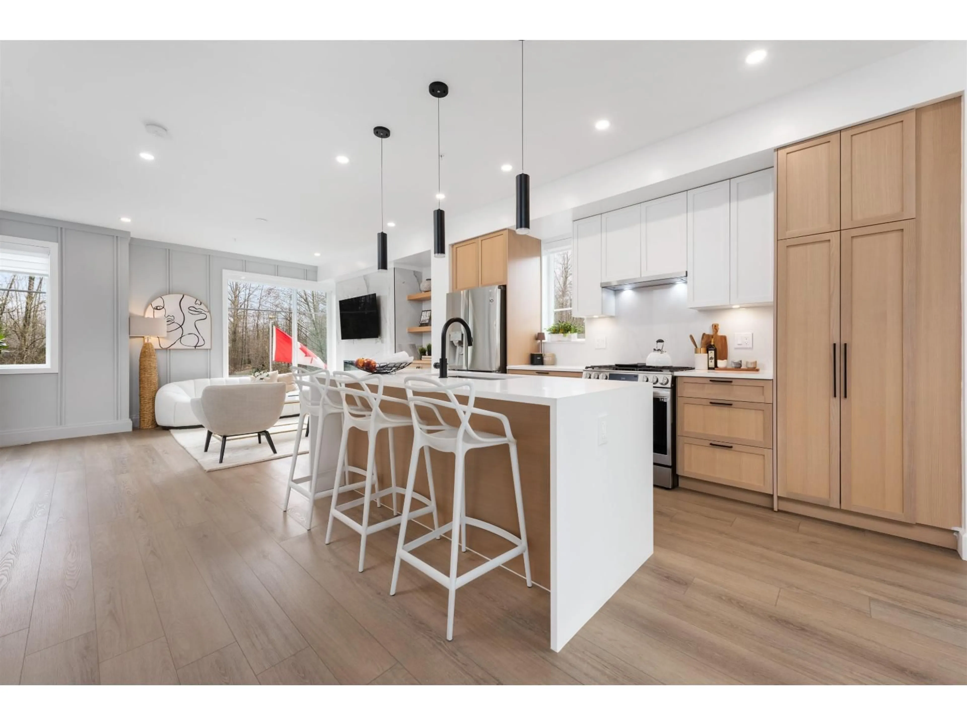 Open concept kitchen, wood/laminate floor for 55 - 20763 76 AVENUE, Langley British Columbia V2Y3N8