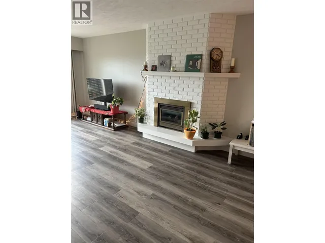 304 - 1654 10TH AVENUE, Prince George 2