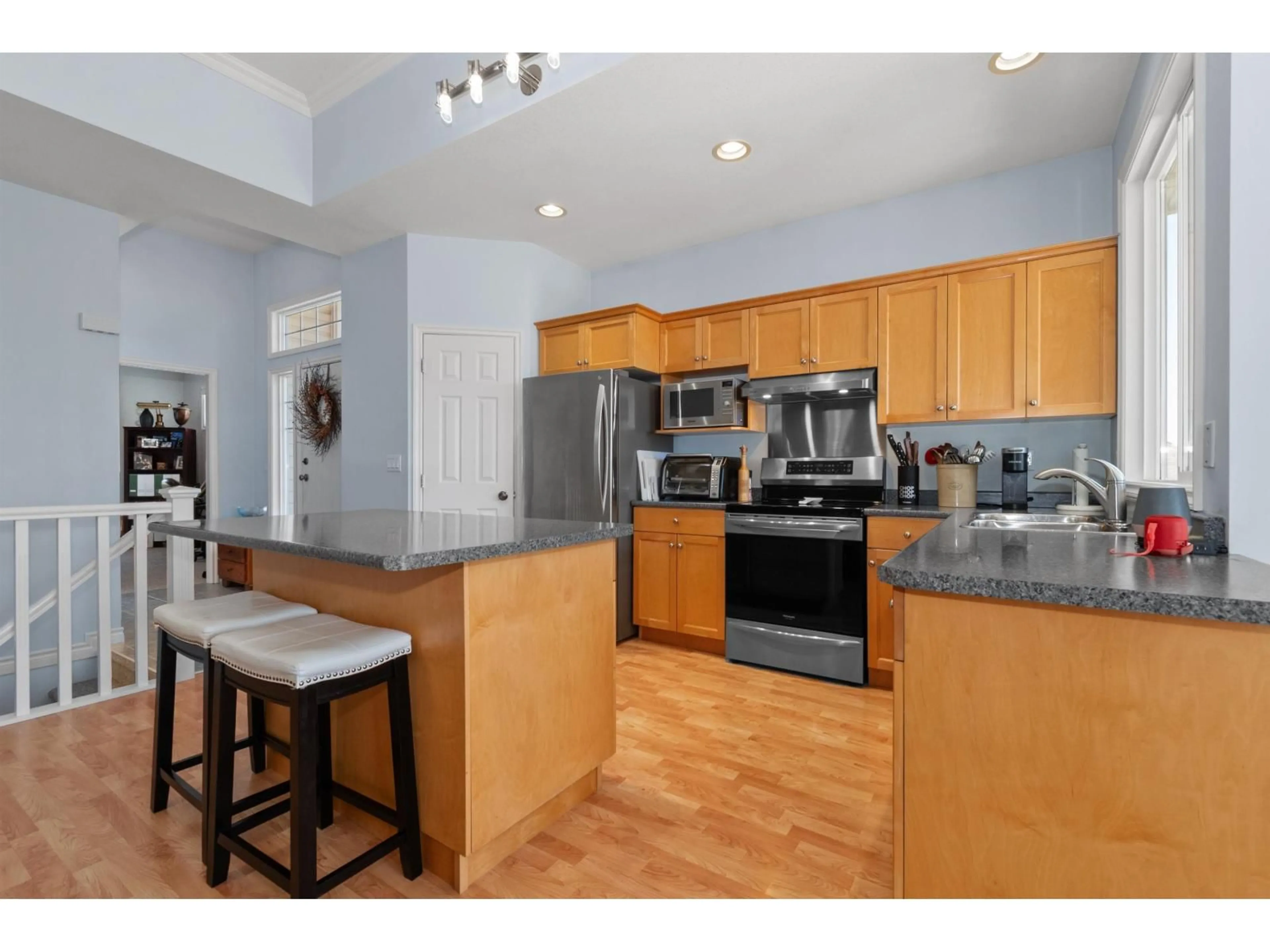 Open concept kitchen, unknown for 47 - 8590 SUNRISE DRIVE, Chilliwack British Columbia V2R3Z4