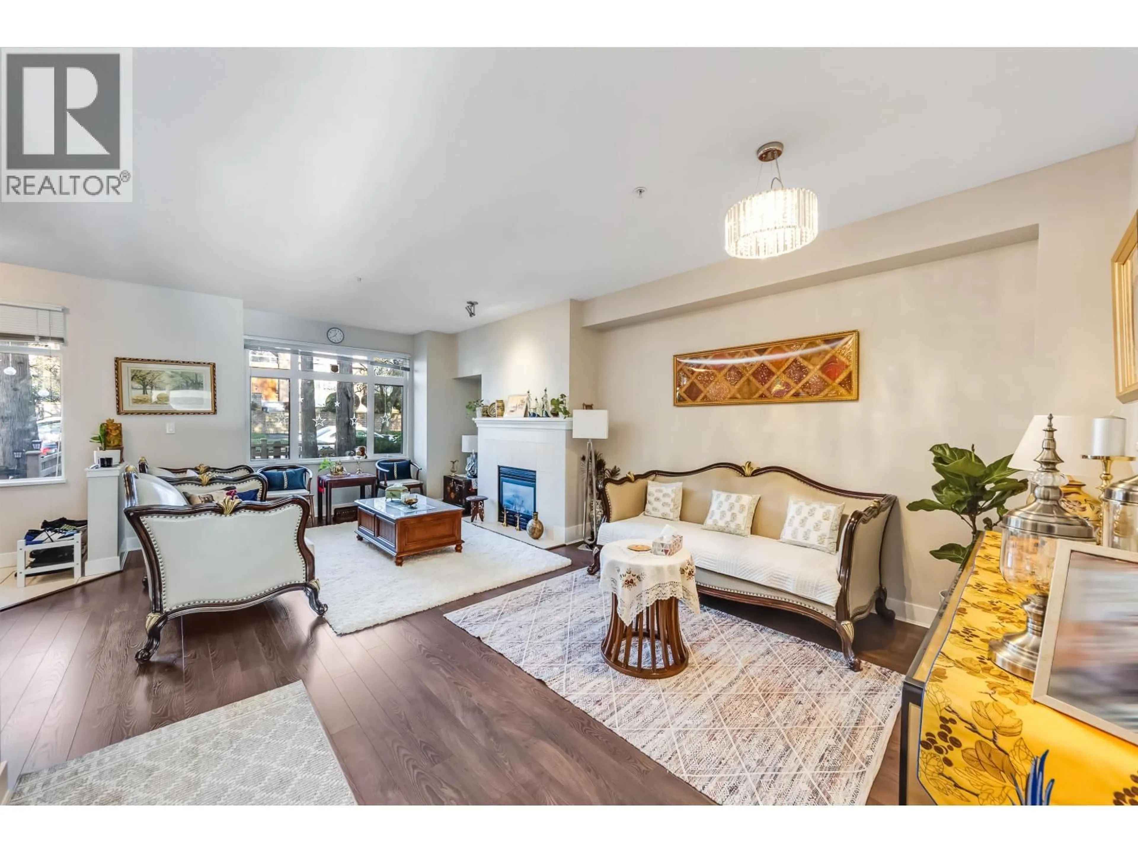 Living room with furniture, unknown for 888 58TH AVENUE, Vancouver British Columbia V6P6Y3