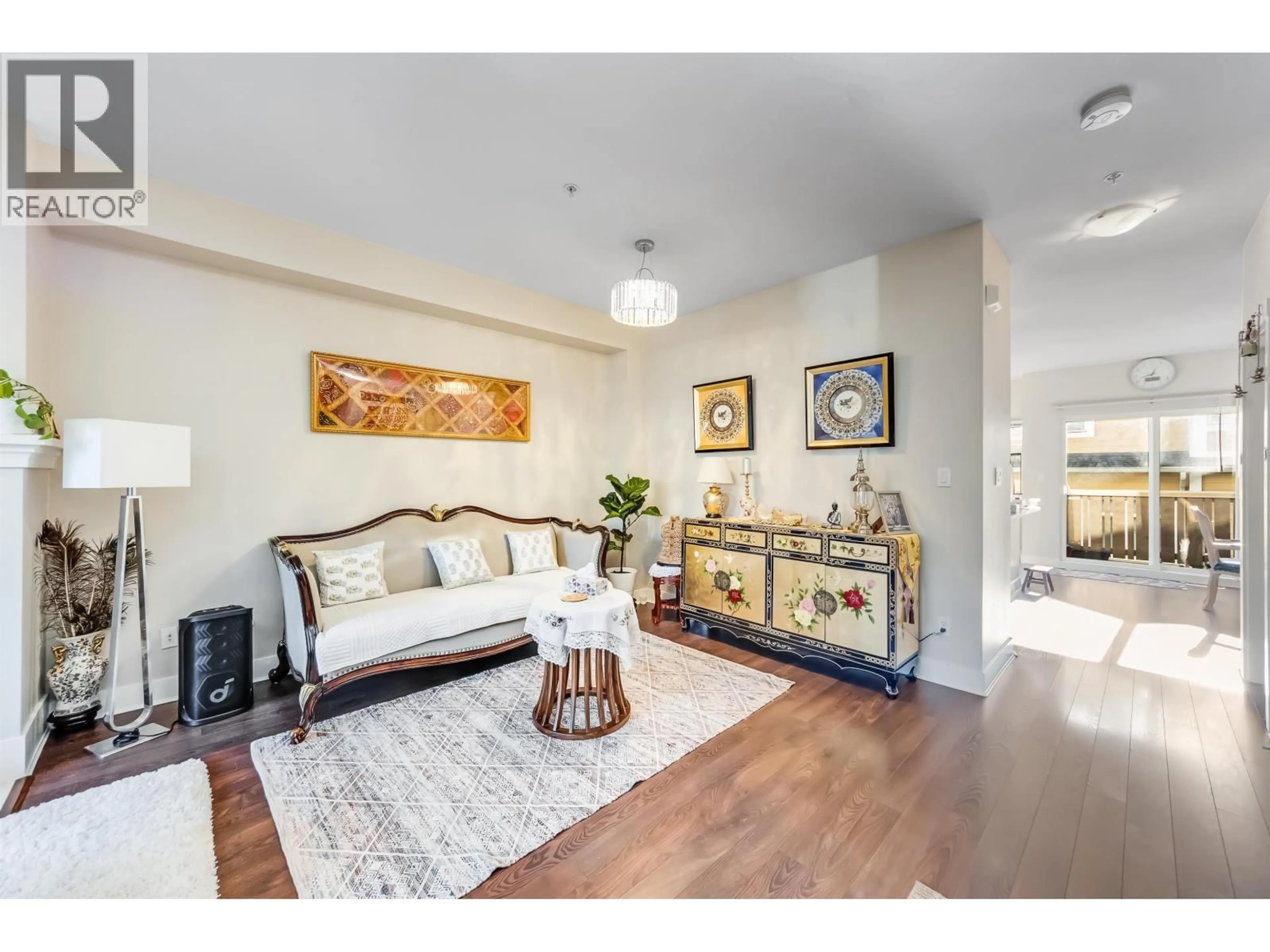 Living room with furniture, unknown for 888 58TH AVENUE, Vancouver British Columbia V6P6Y3