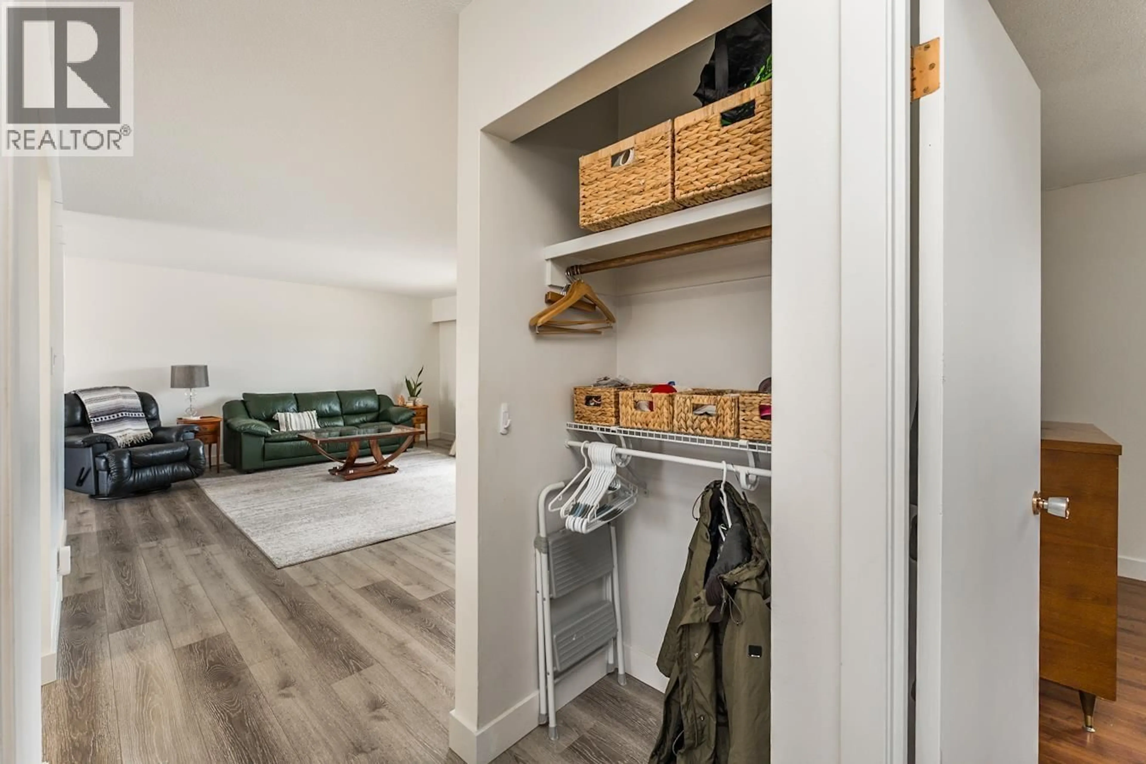 Indoor entryway for 138 KELLY STREET, Prince George British Columbia V2M3E4