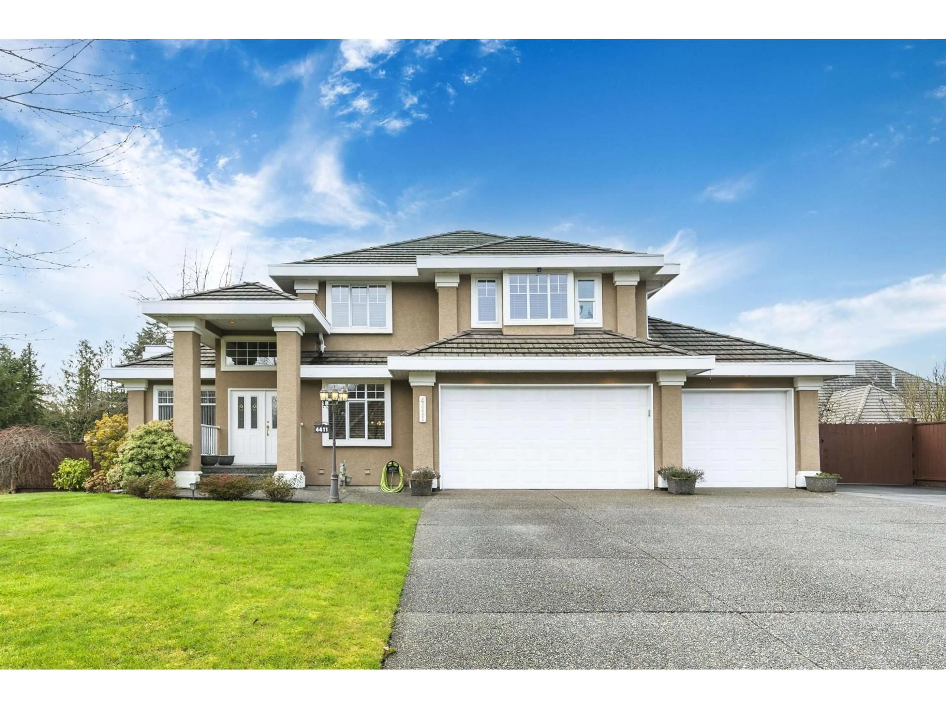 Home with vinyl exterior material, street for 4411 BENZ CRESCENT, Langley British Columbia V2Z1L5