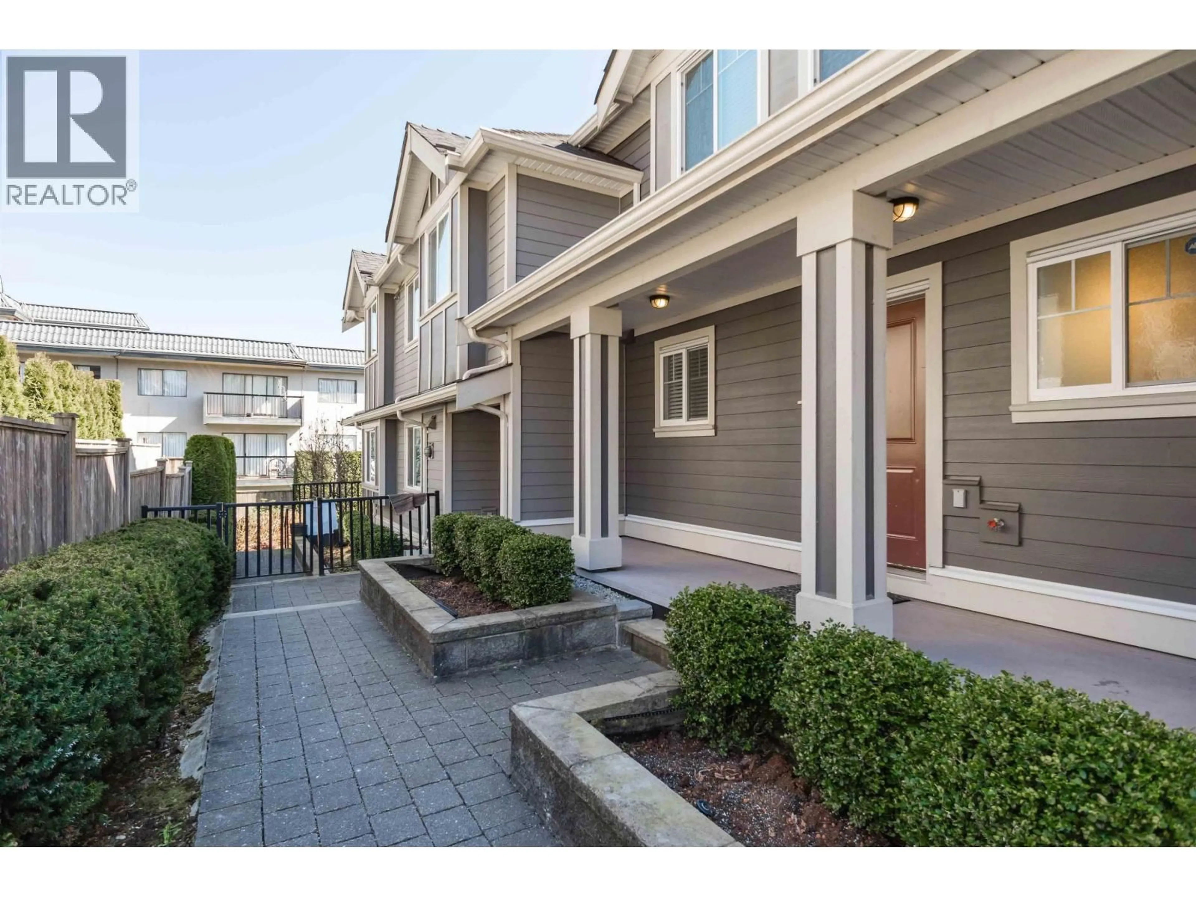 Unknown for 3 - 388 ELLESMERE AVENUE, Burnaby British Columbia V5B3S9