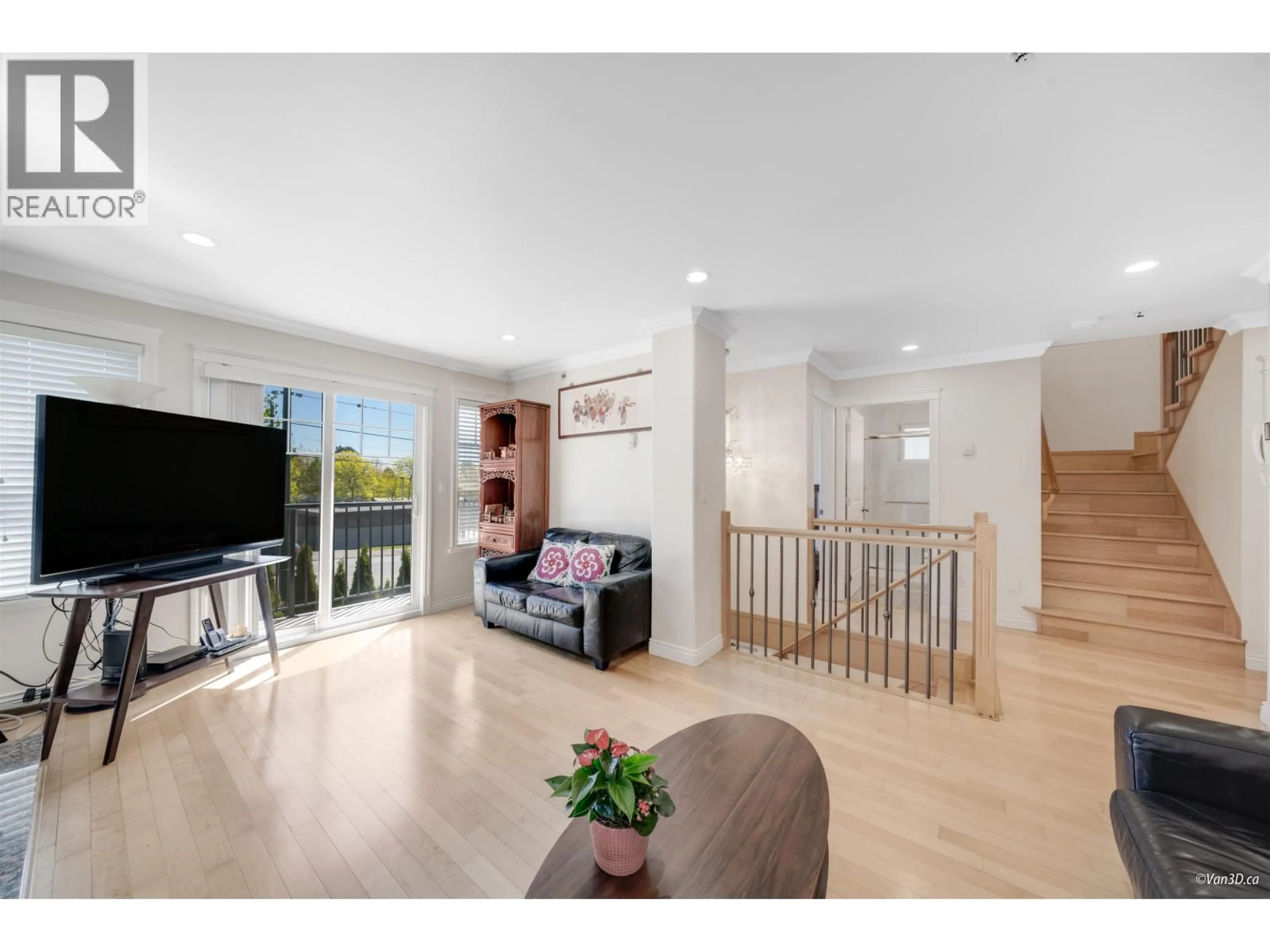 Unknown for 7531 OAK STREET, Vancouver British Columbia V6P4A4