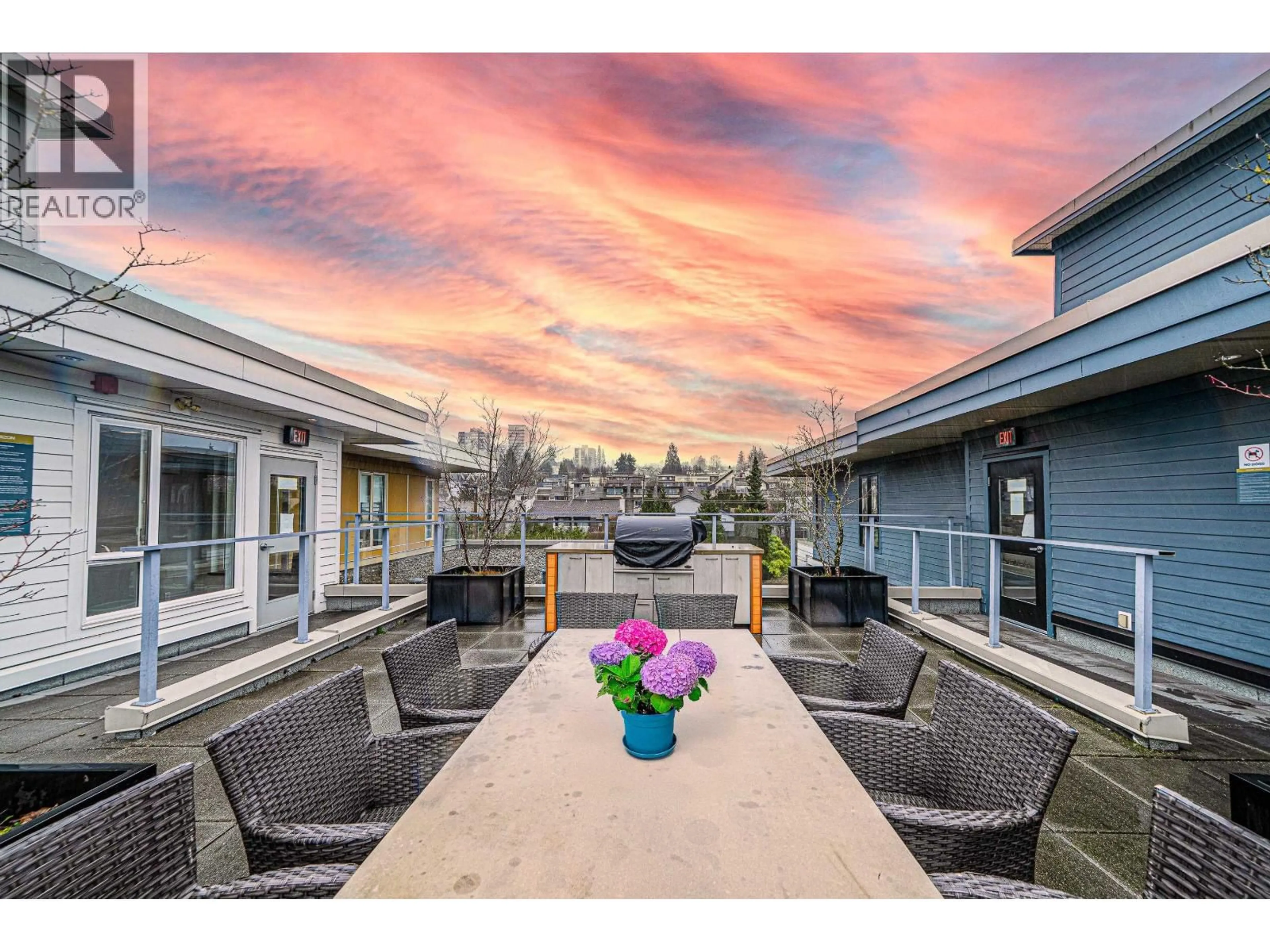 Patio, mountain view for 416 - 221 3RD STREET, North Vancouver British Columbia V7L0C1