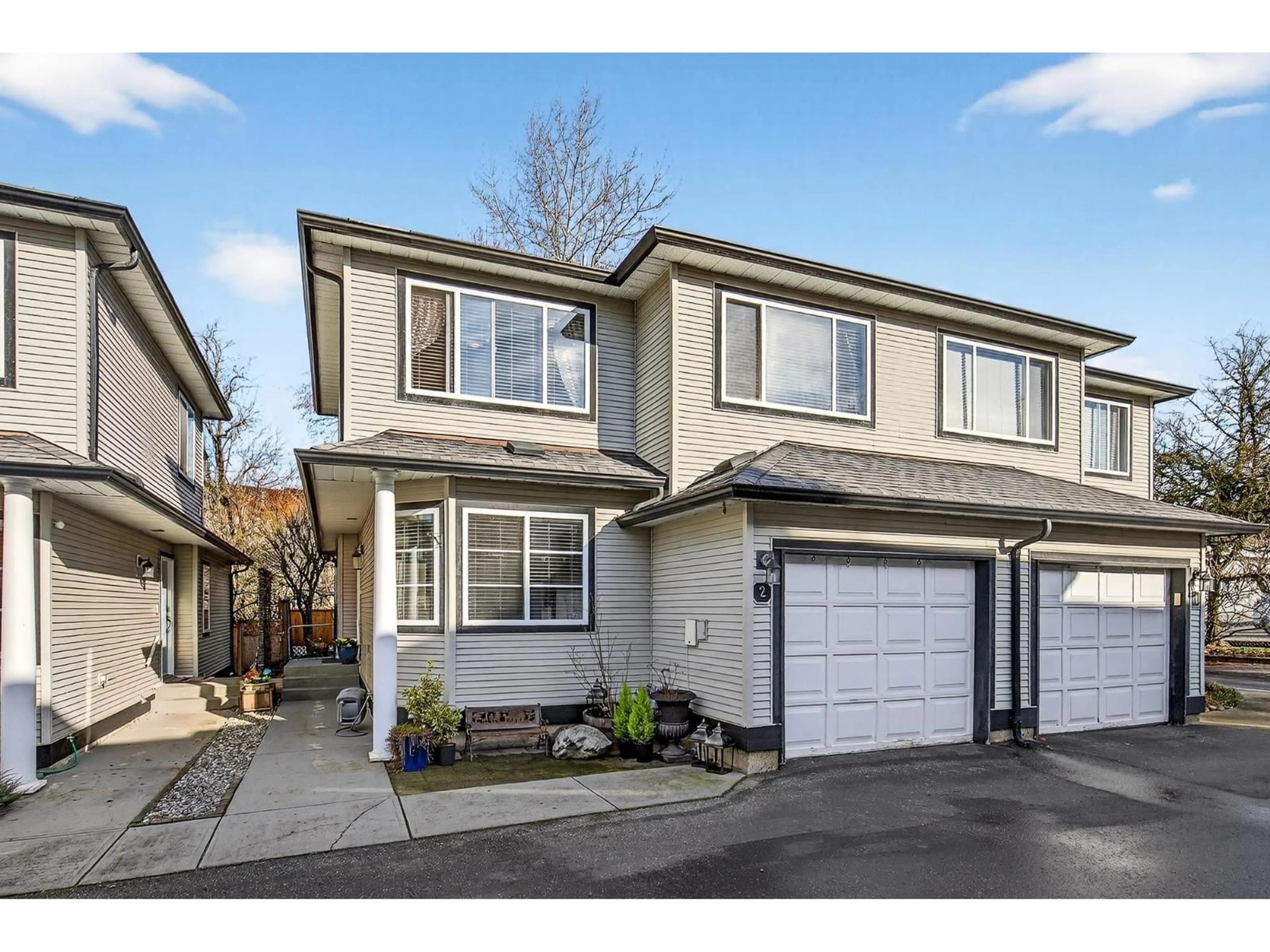 Home with vinyl exterior material, street for 2 - 9559 208 STREET, Langley British Columbia V1M2L7