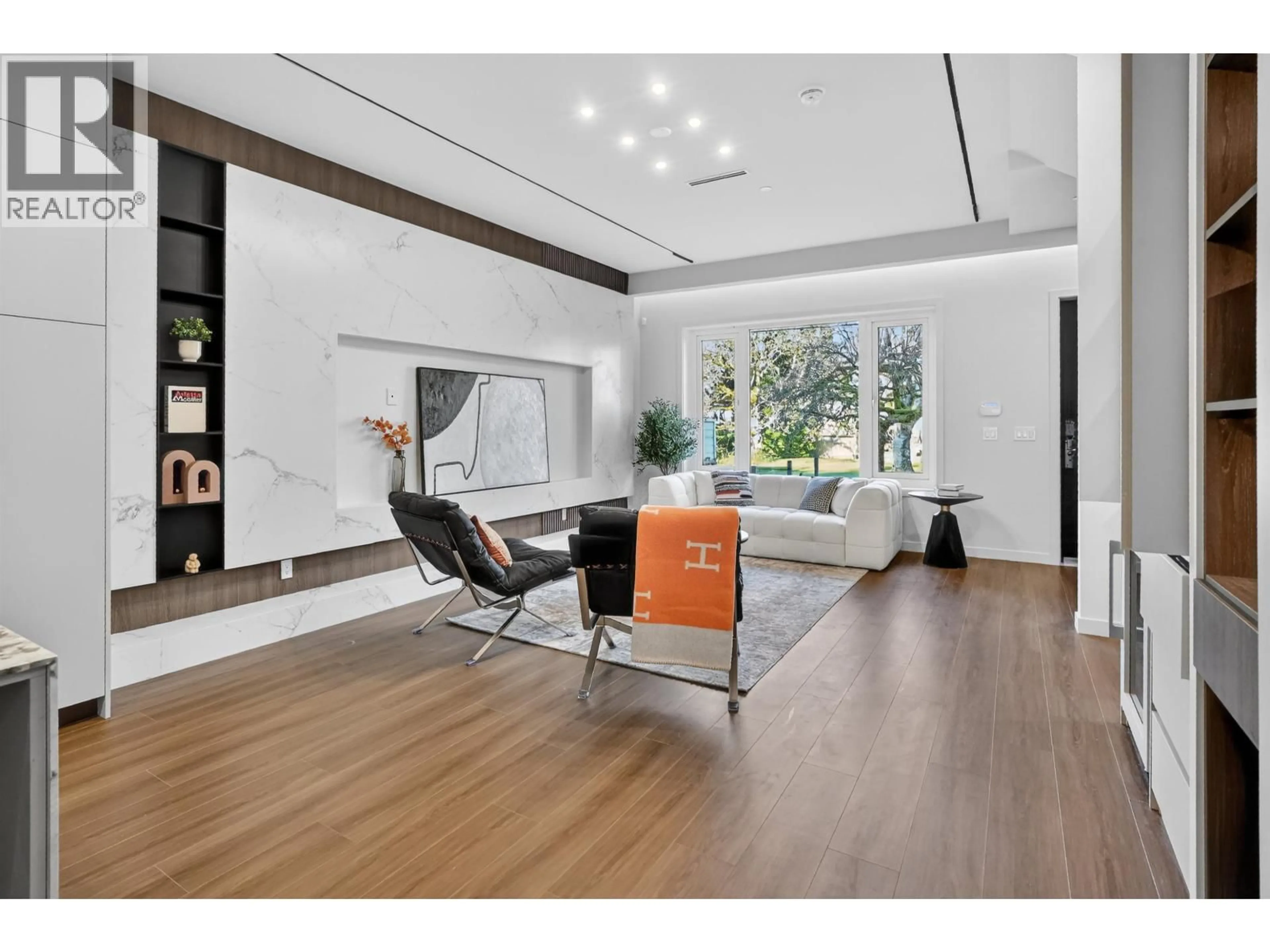 Unknown for 3546 35TH AVENUE, Vancouver British Columbia V6N2N5