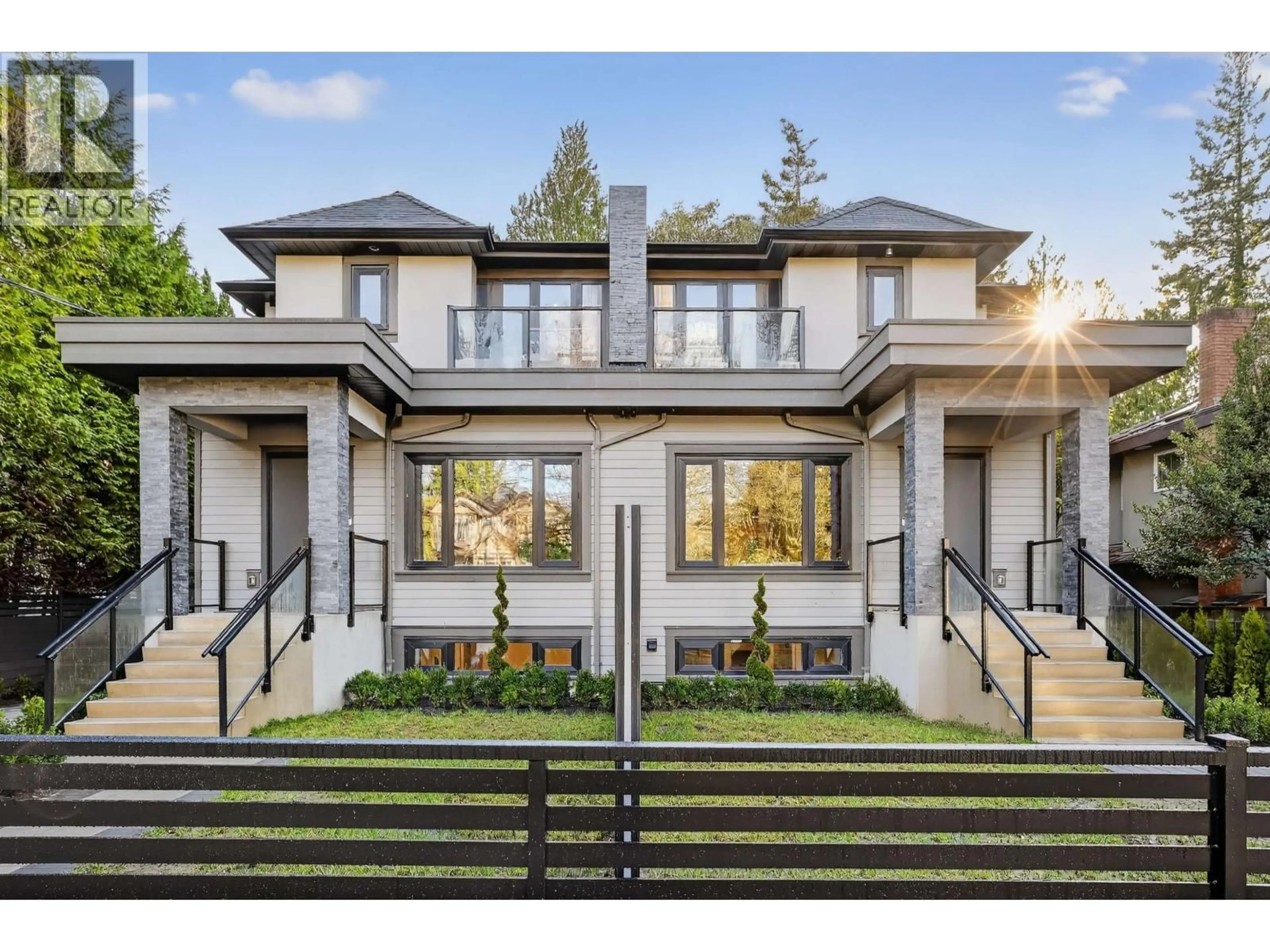 Unknown for 3548 35TH AVENUE, Vancouver British Columbia V6N2N5