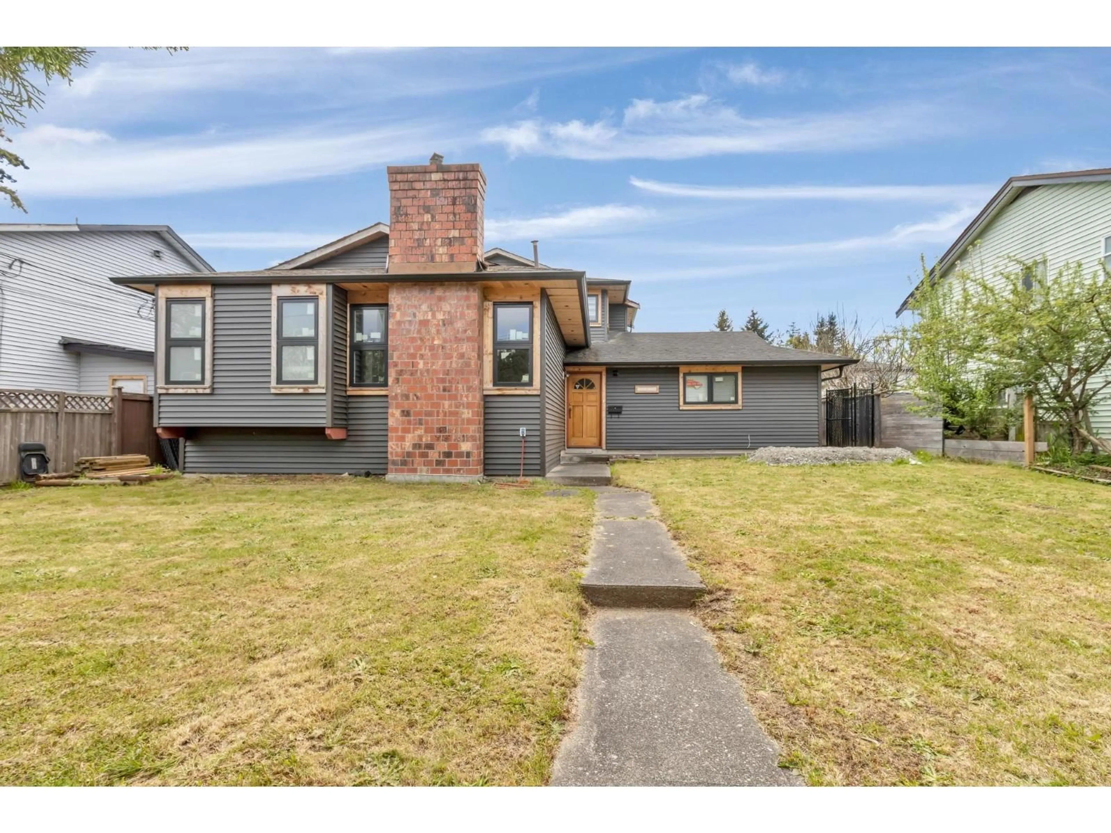 Unknown for 13076 64 AVENUE, Surrey British Columbia V3W1X7