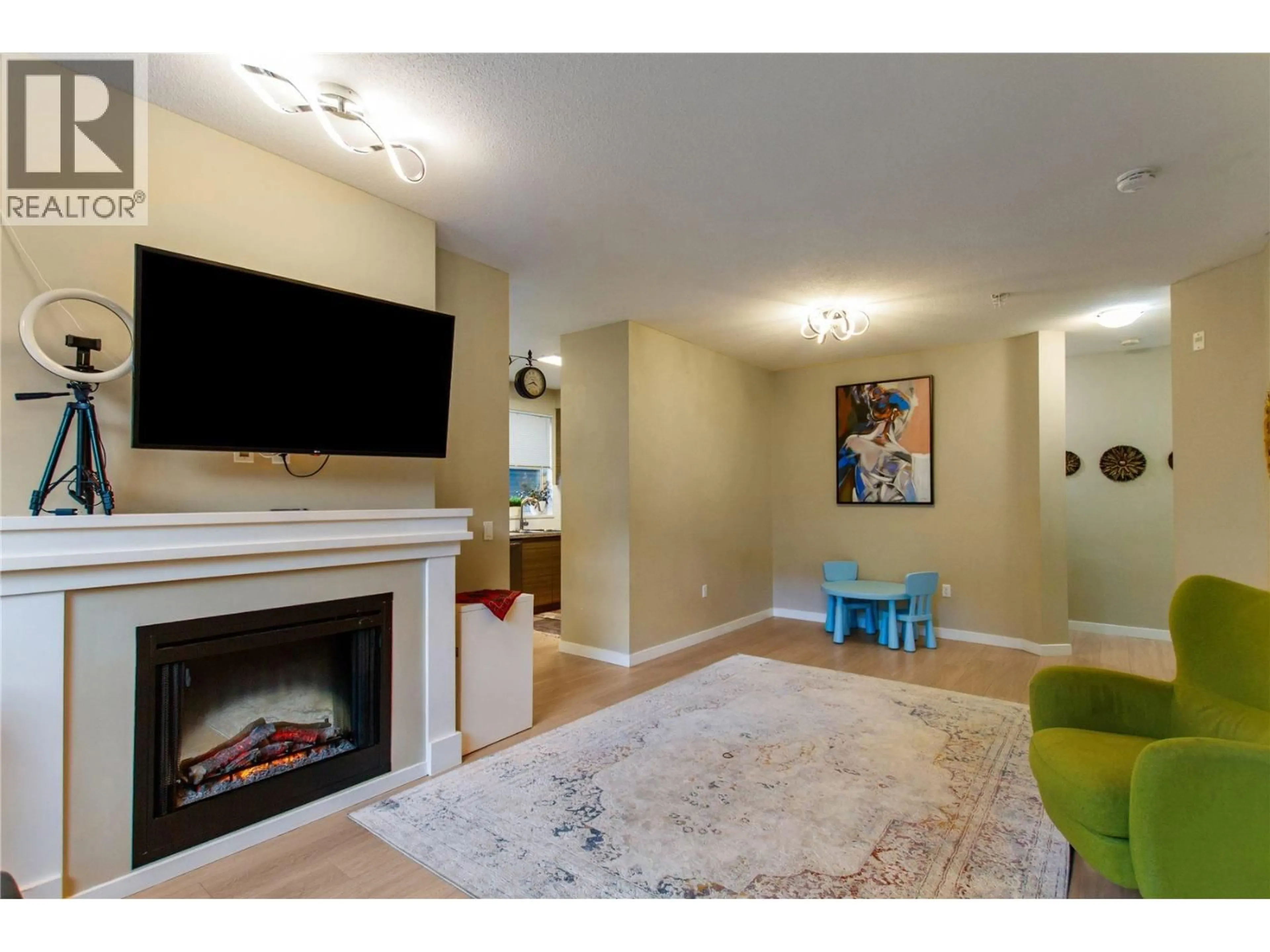 Unknown for 105 - 1150 KENSAL PLACE, Coquitlam British Columbia V3B0H4