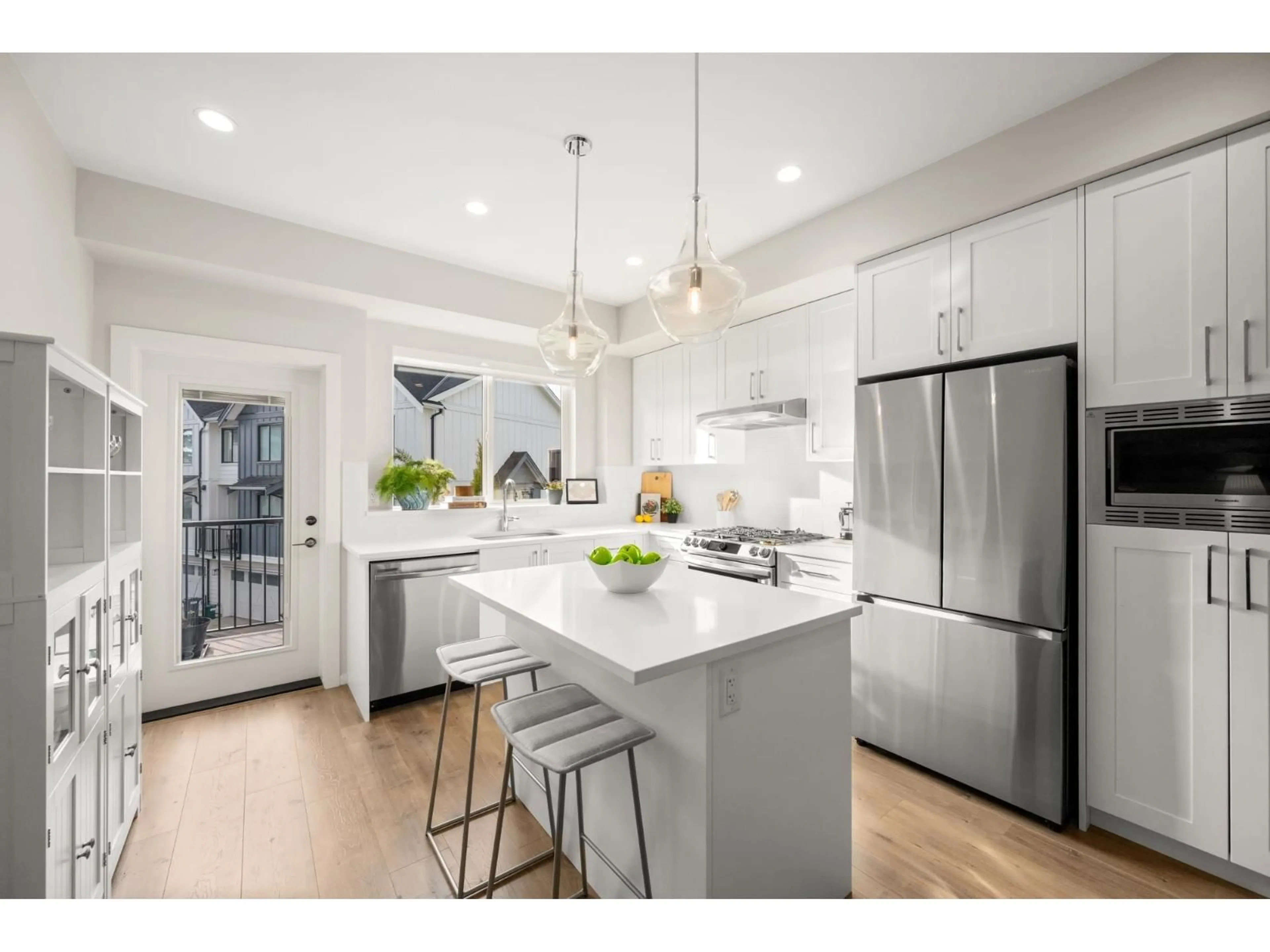Open concept kitchen, unknown for 12 - 1871 165A STREET, Surrey British Columbia V3Z9N3