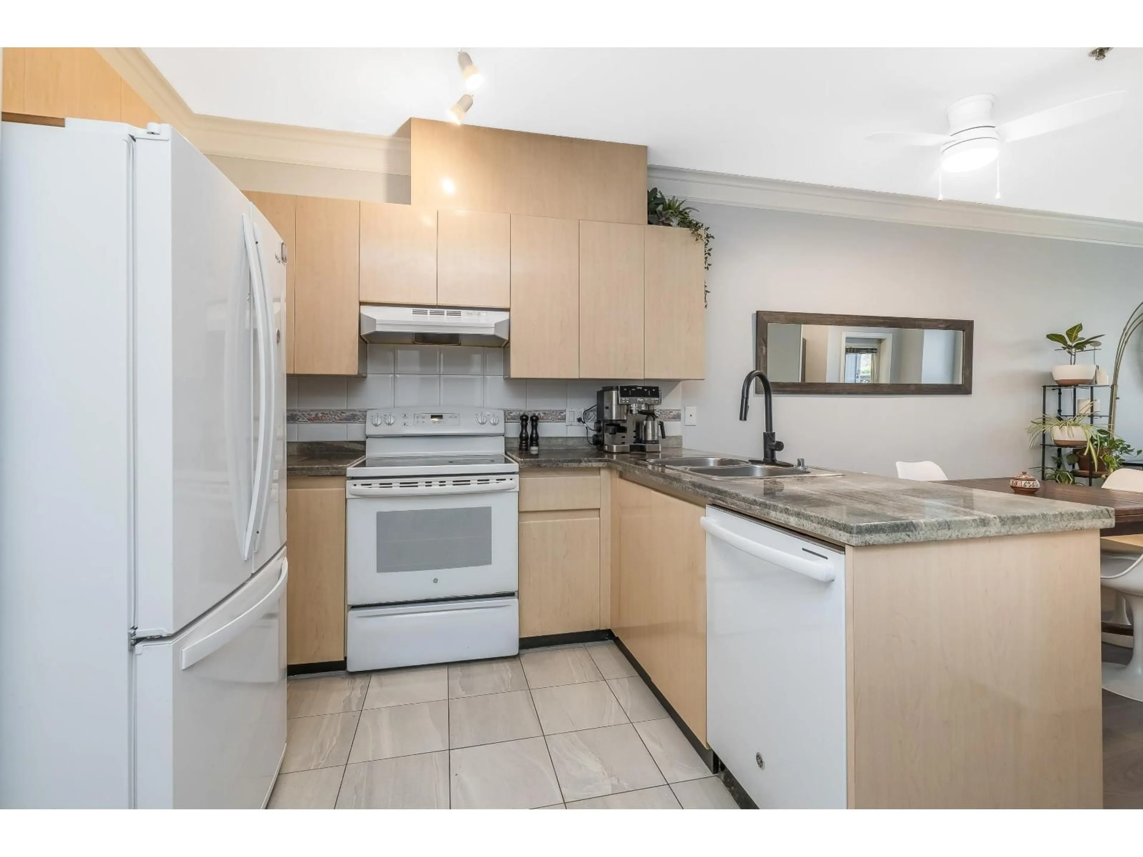 Standard kitchen, unknown for 107 - 8115 121A STREET, Surrey British Columbia V2W1J2