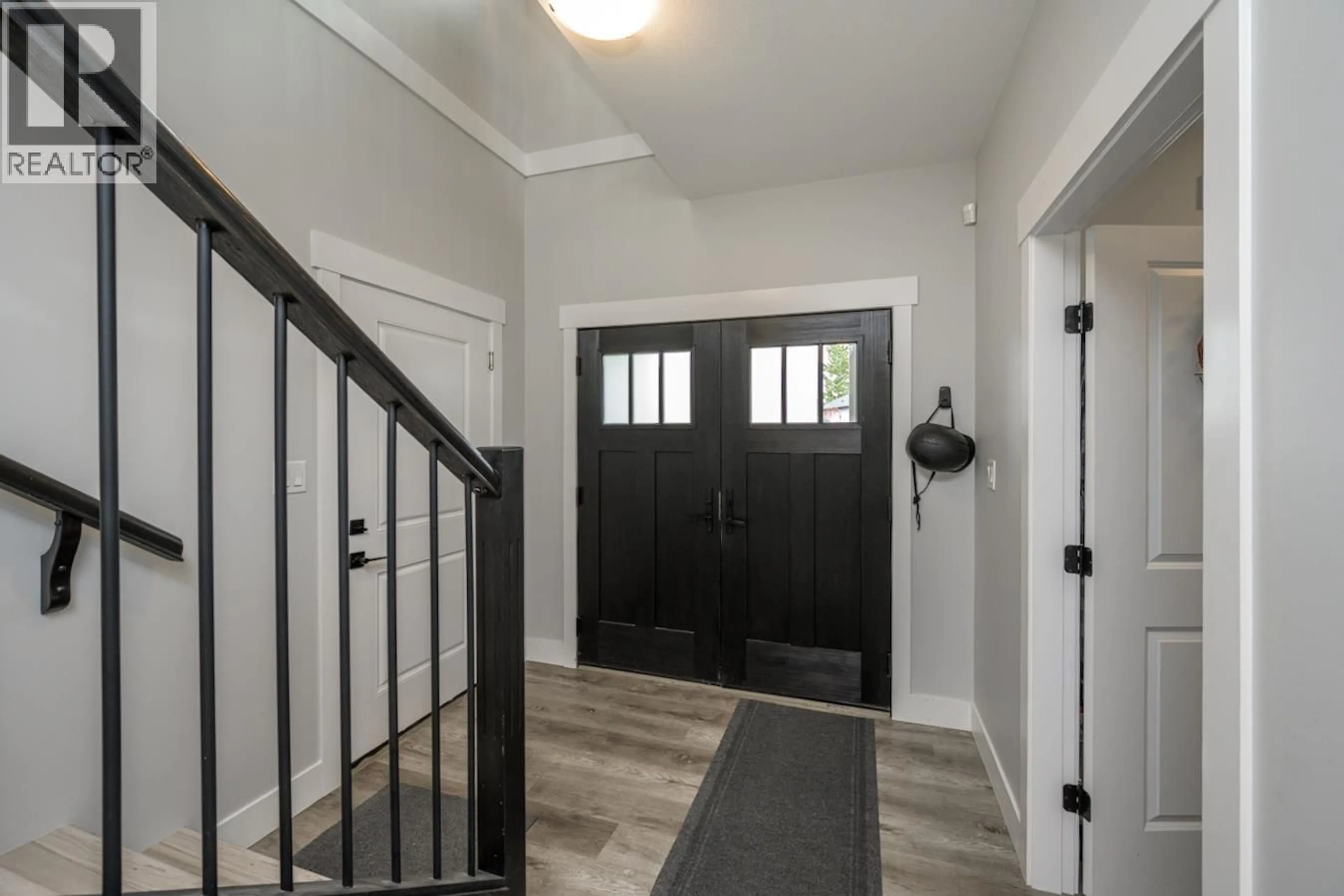 Indoor entryway for 6260 ORBIN PLACE, Prince George British Columbia V2K4X8