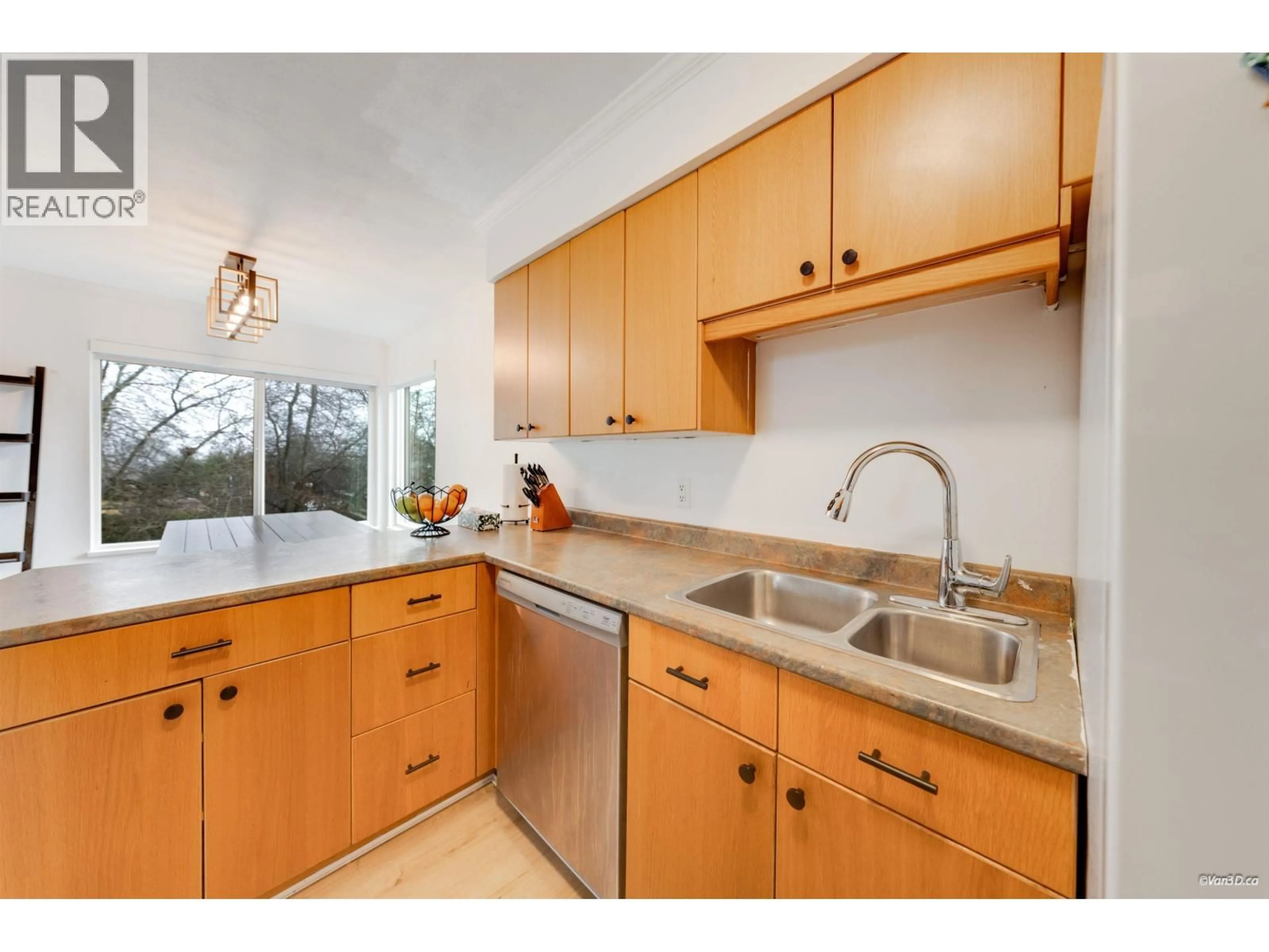 Standard kitchen, unknown for 306 - 7851 NO. 1 ROAD, Richmond British Columbia V7C1T7