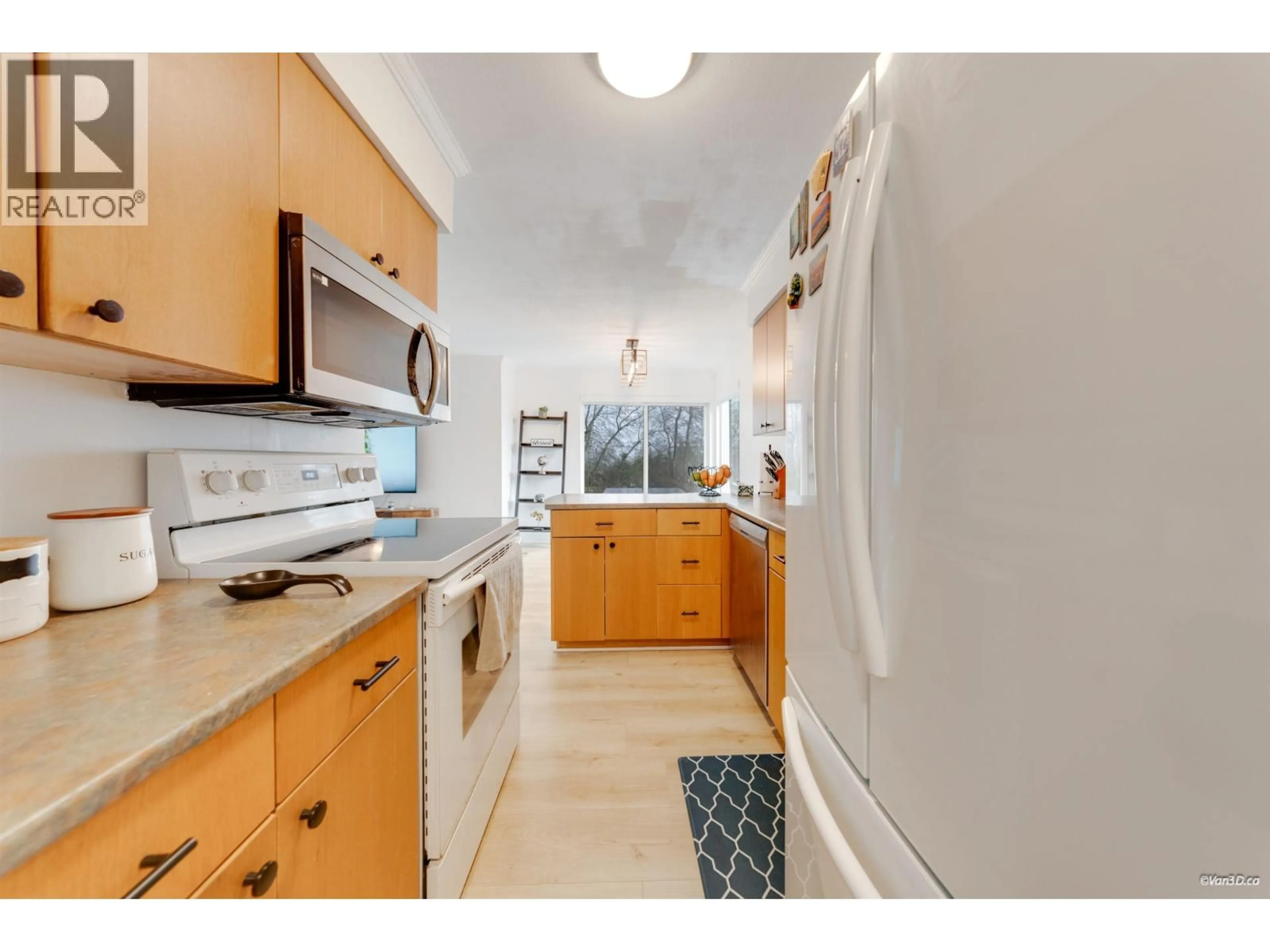 Standard kitchen, unknown for 306 - 7851 NO. 1 ROAD, Richmond British Columbia V7C1T7