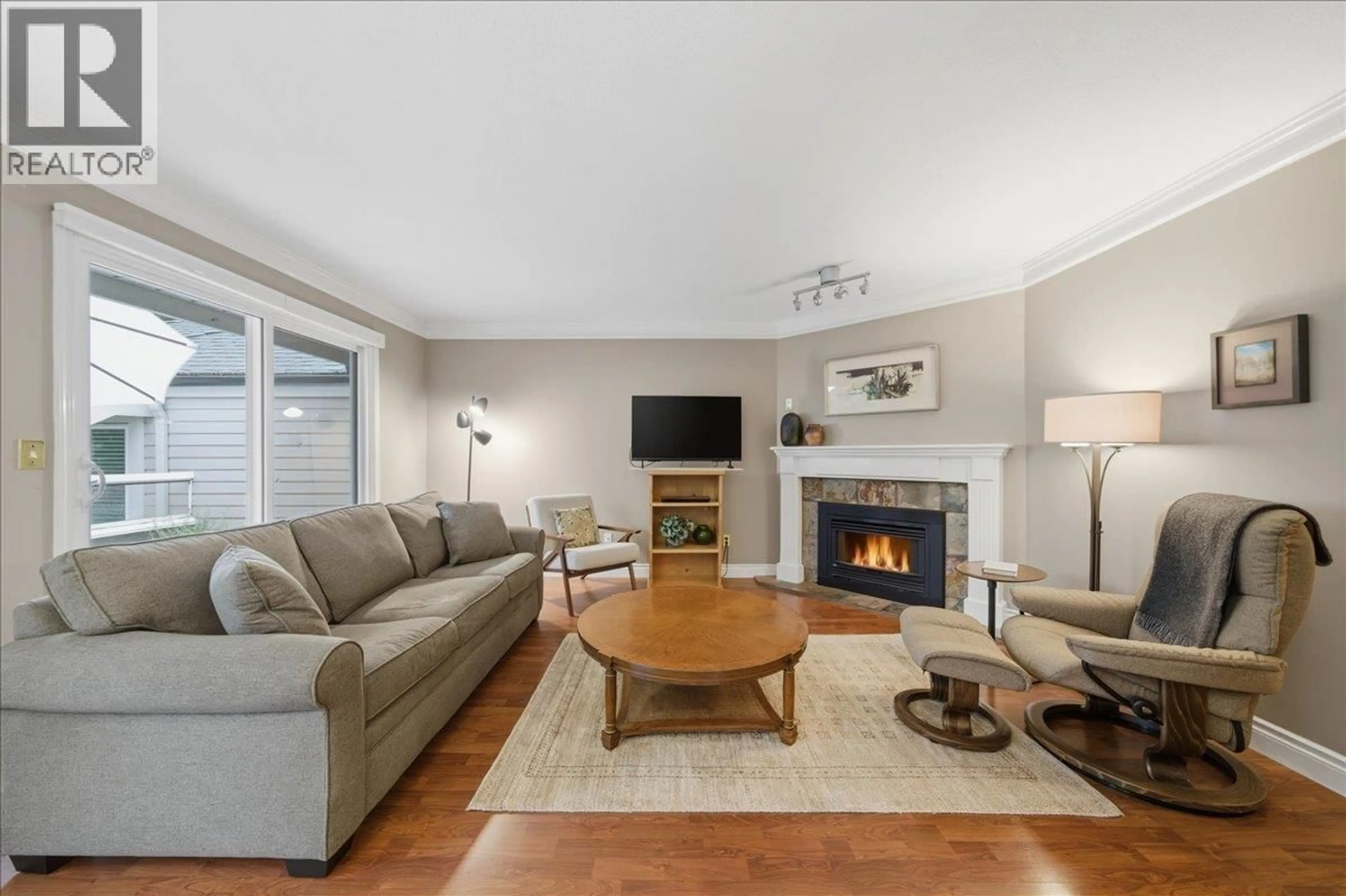 Living room with furniture, unknown for 63 - 181 RAVINE DRIVE, Port Moody British Columbia V3H4T3