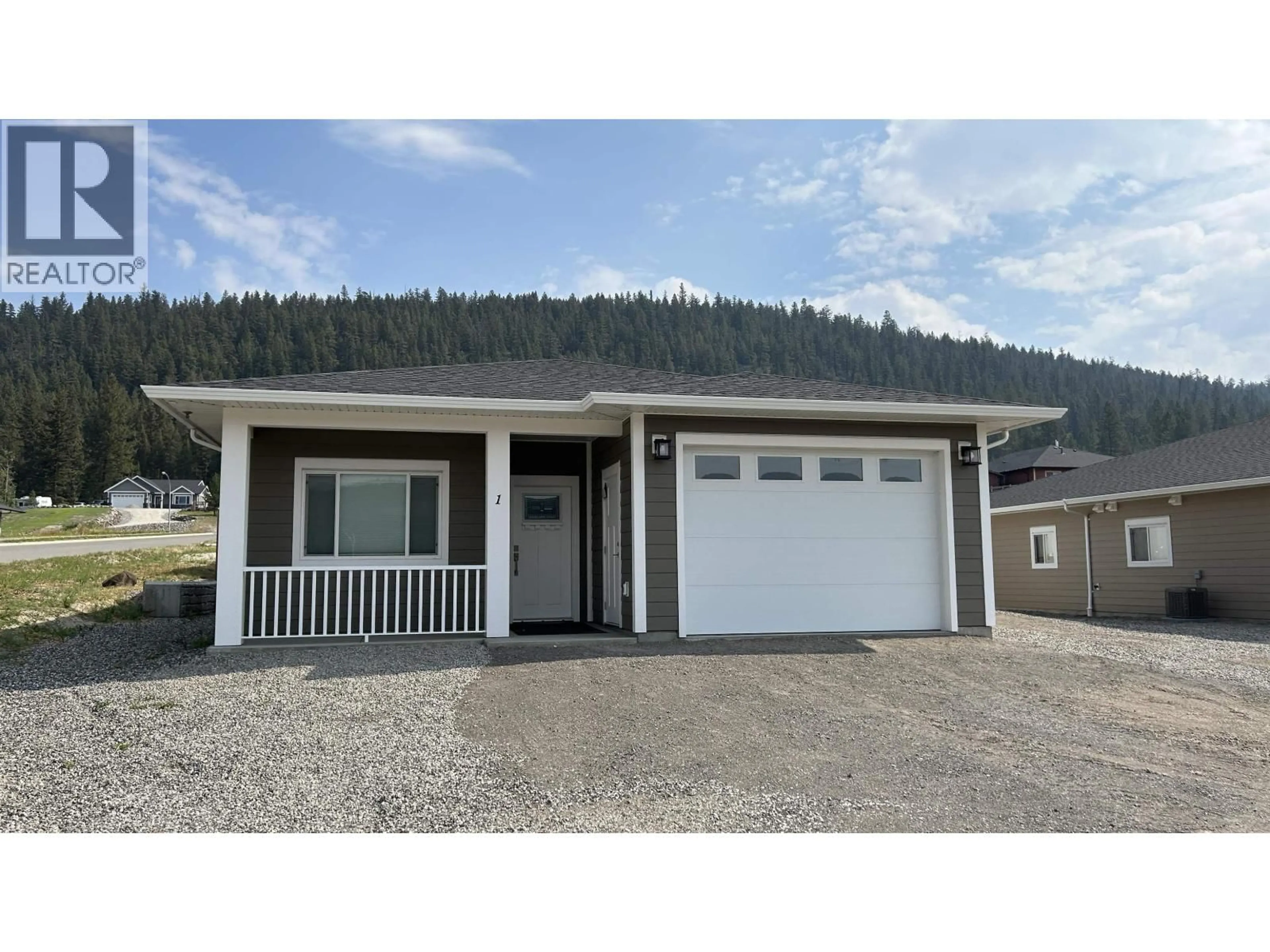Home with vinyl exterior material, unknown for 15 - 105 FOREST RIDGE ROAD, 100 Mile House British Columbia V0K2E0