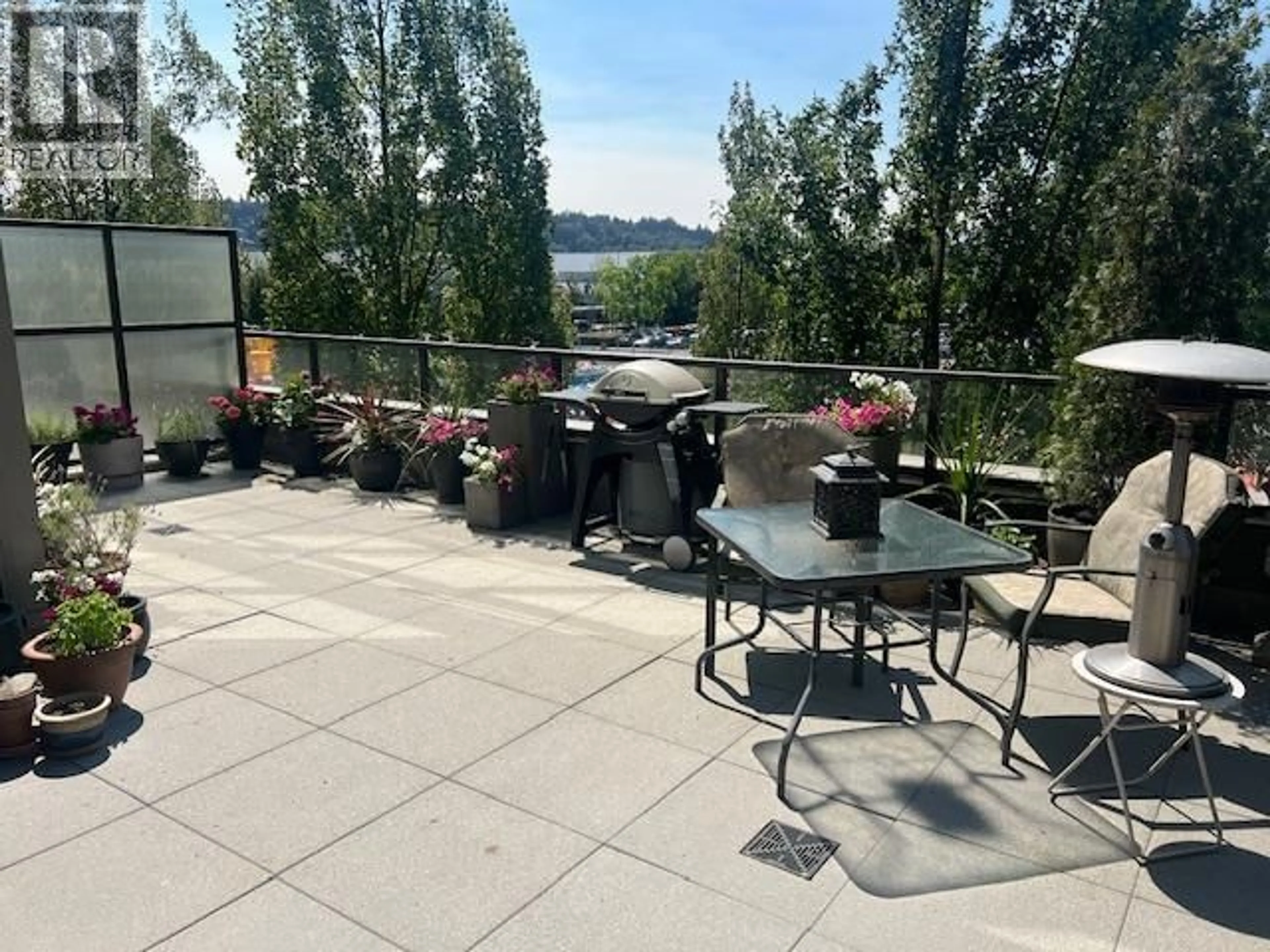 Patio, water/lake/river/ocean view for 301 - 2980 ATLANTIC AVENUE, Coquitlam British Columbia V3B0G2