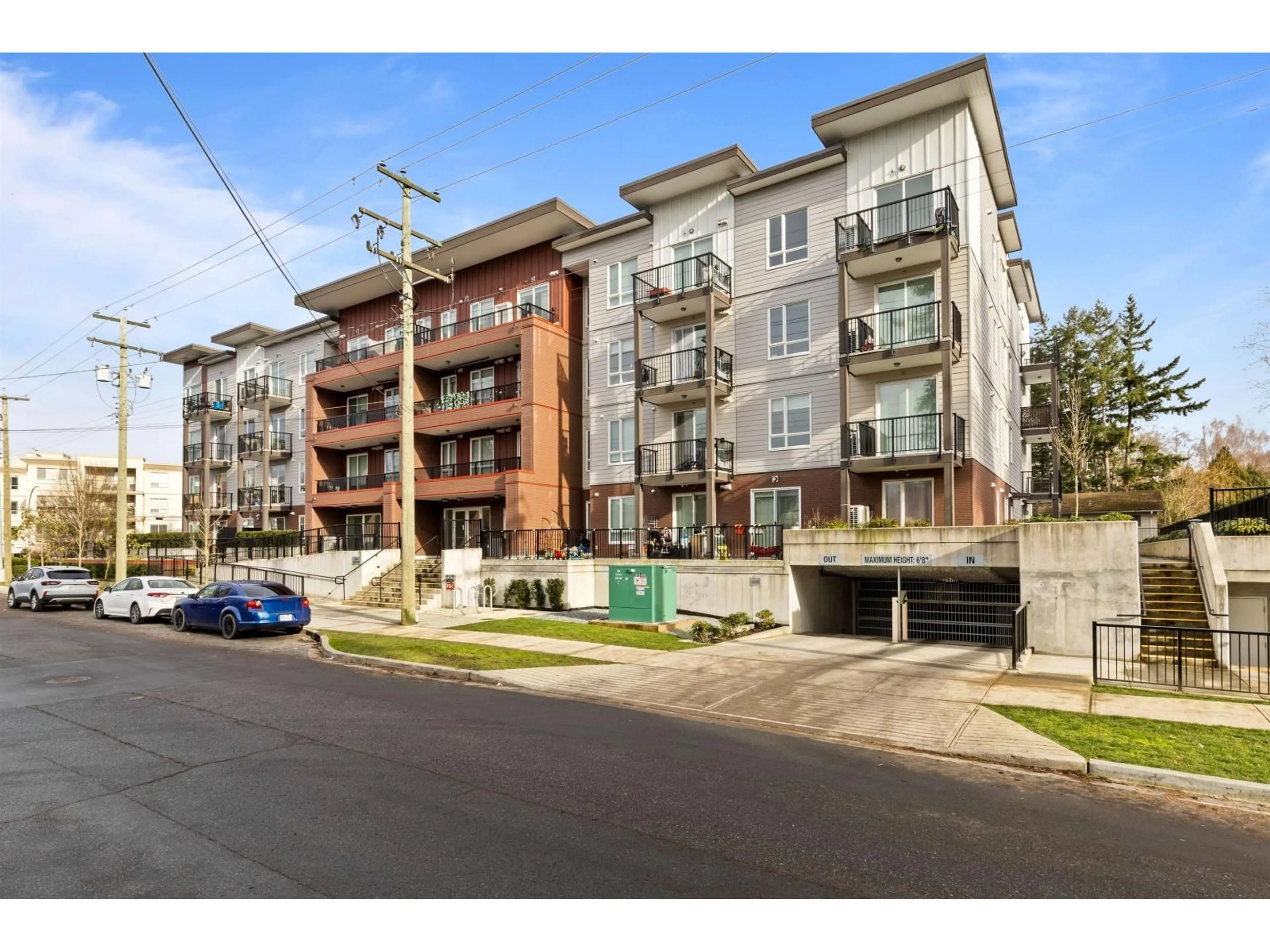 A pic from outside/outdoor area/front of a property/back of a property/a pic from drone, street for 401 - 5420 208 STREET, Langley British Columbia V3A2J9