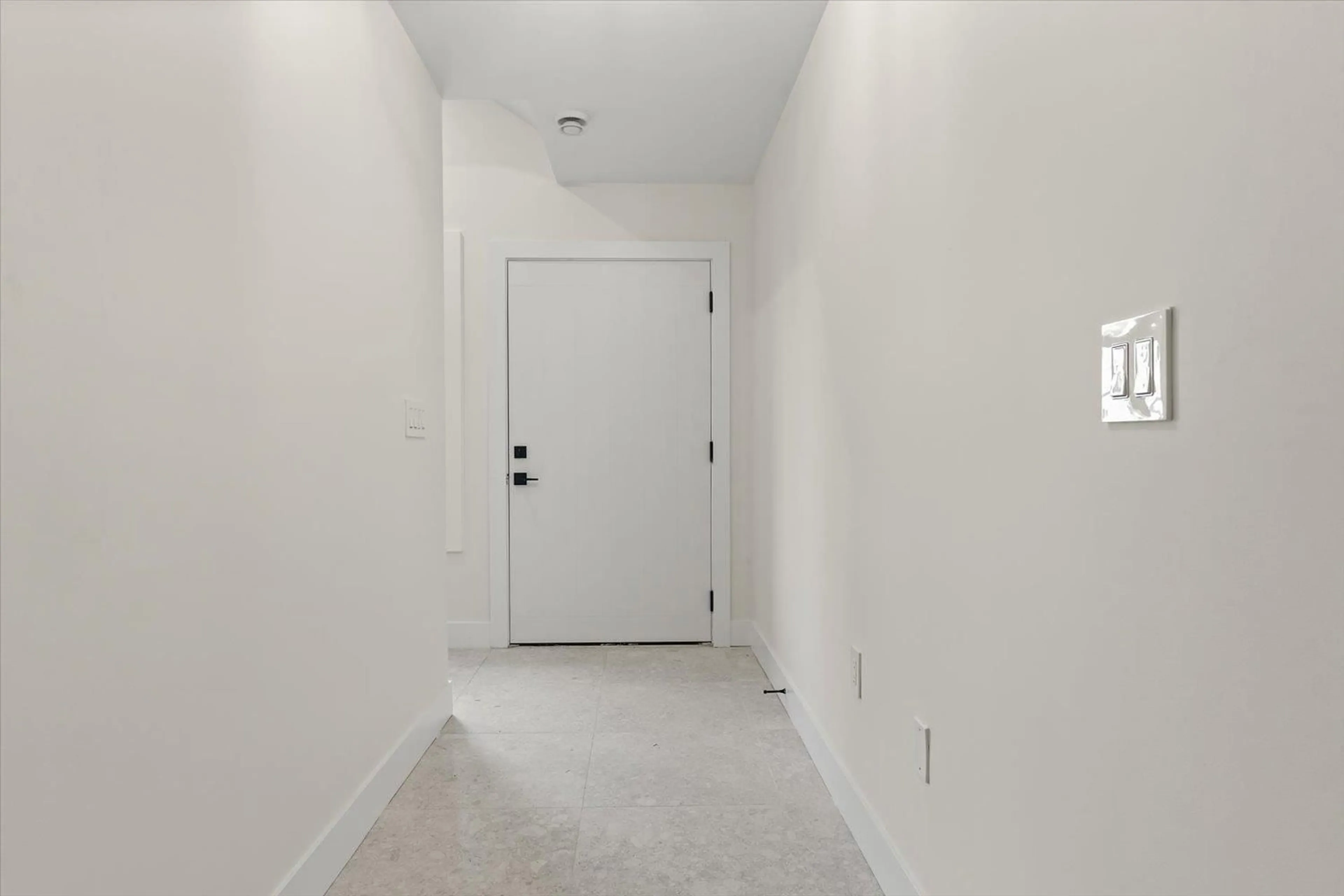 A pic of a room for 2 - 45141 WATSON ROAD, Chilliwack British Columbia V2R6N2