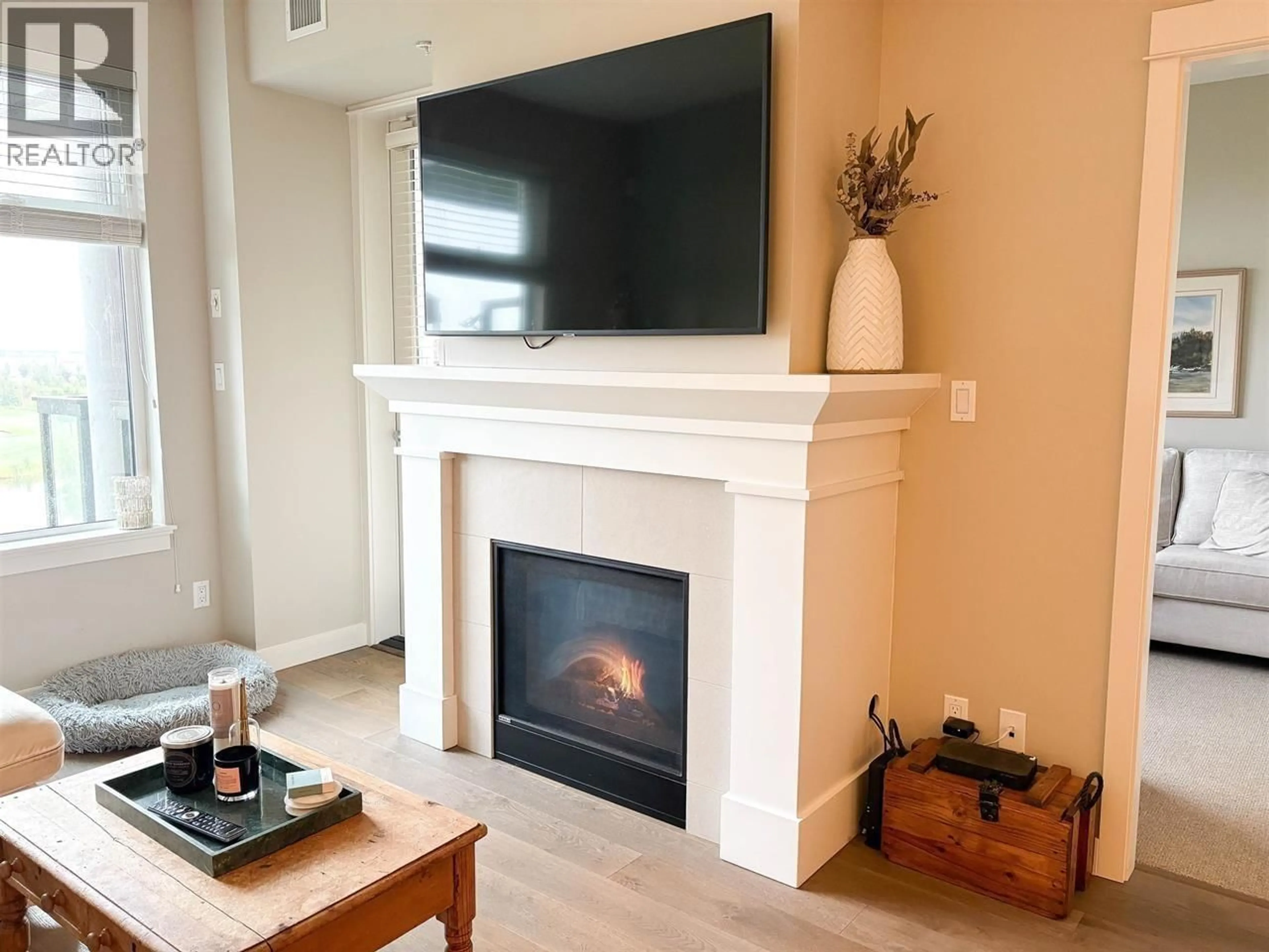 A pic of a room for 410 - 5011 SPRINGS BOULEVARD, Delta British Columbia V4M0B6