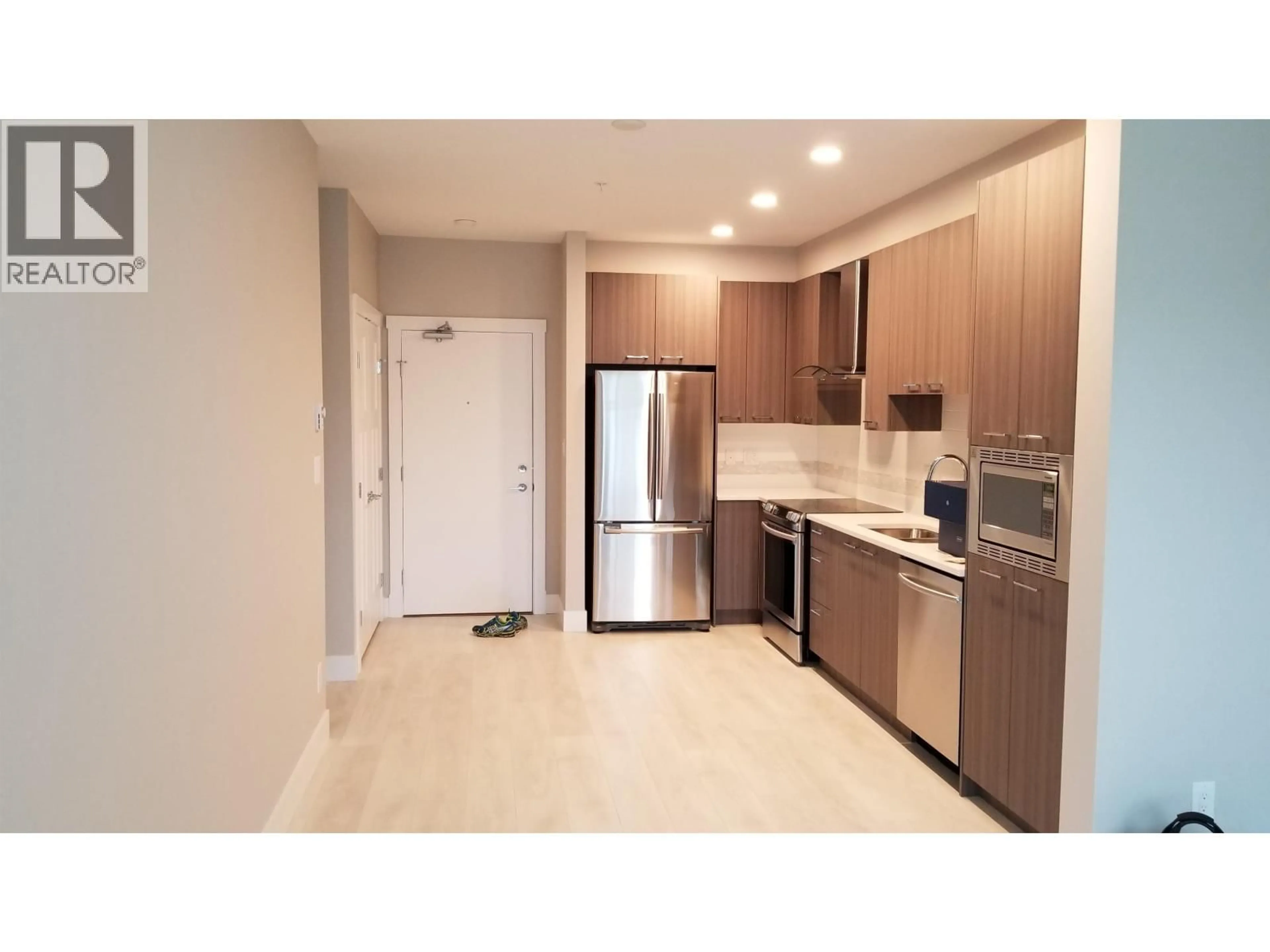 Standard kitchen, unknown for 212 - 4690 HAWK LANE, Tsawwassen British Columbia V4M0C4