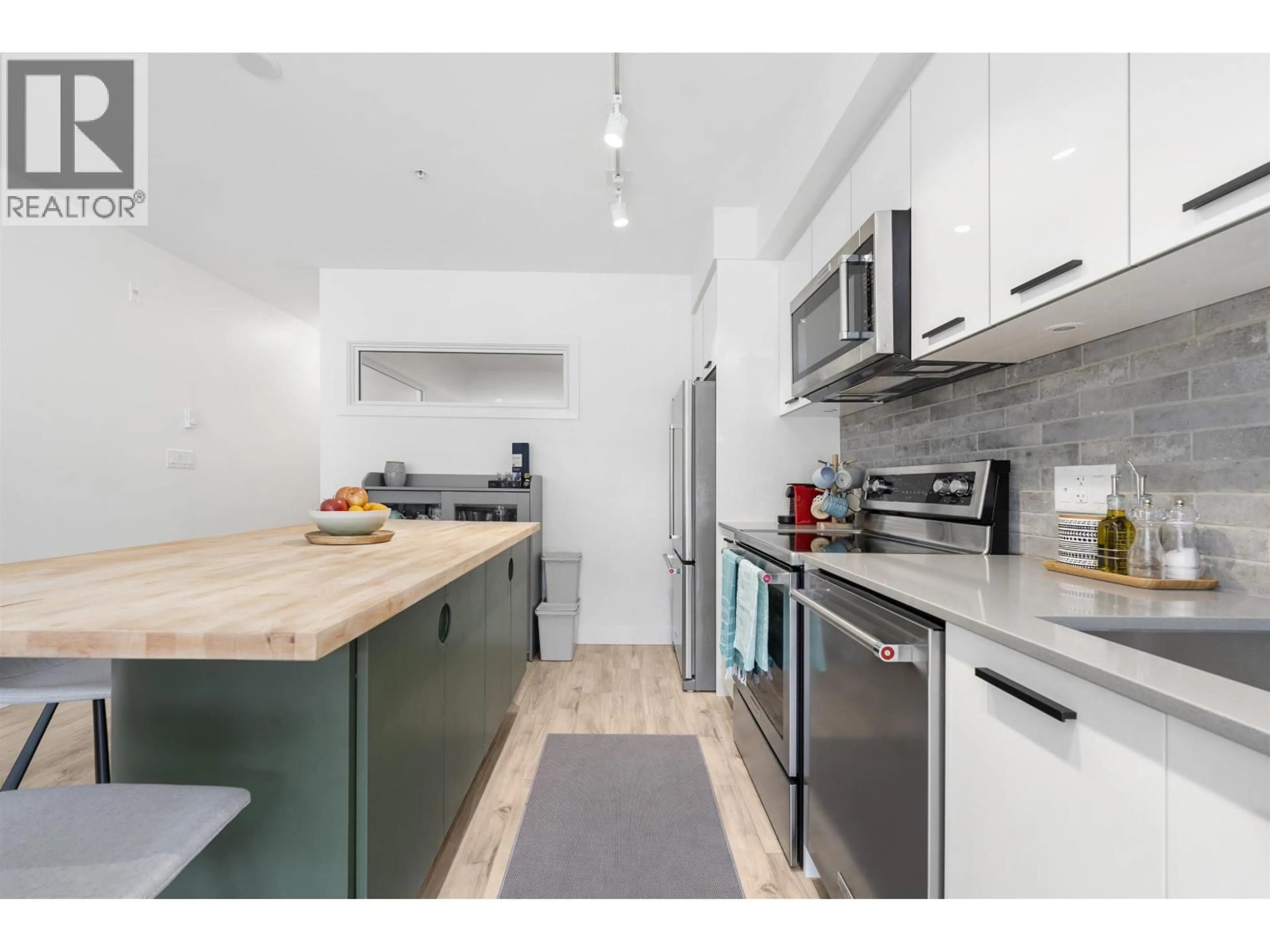 Unknown for 509 - 38013 THIRD AVENUE, Squamish British Columbia V8B0Z8