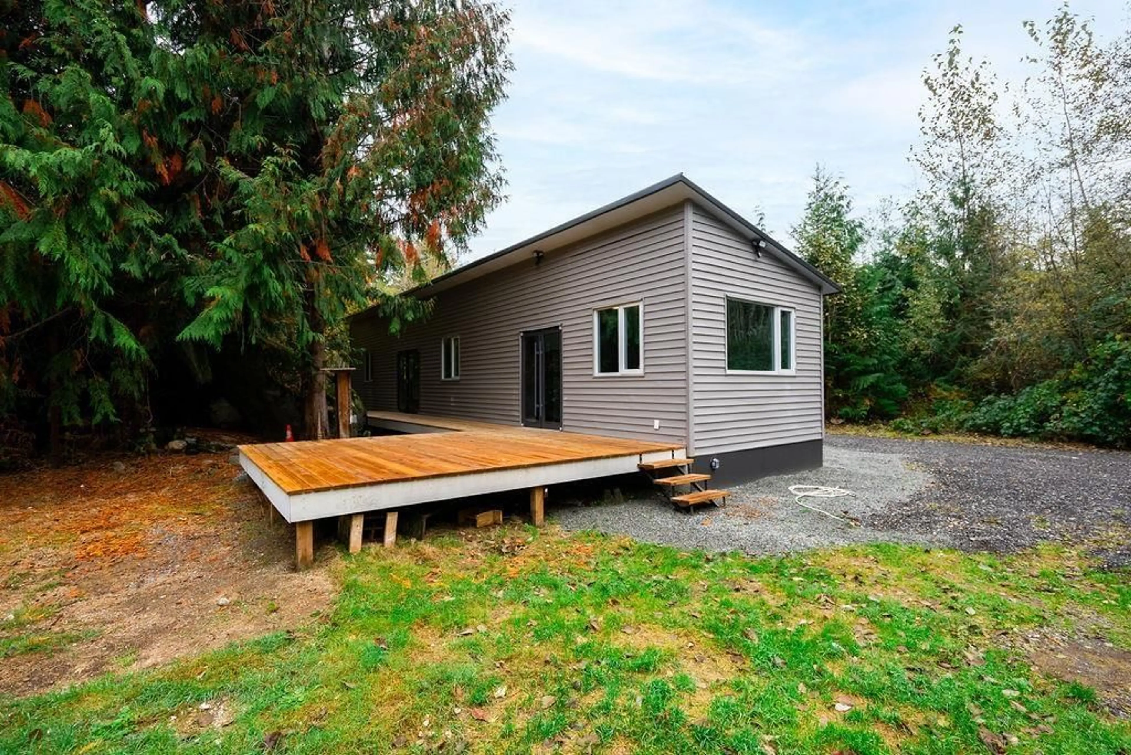 Home with vinyl exterior material, unknown for 12930 SABO STREET, Mission British Columbia V4S1L6