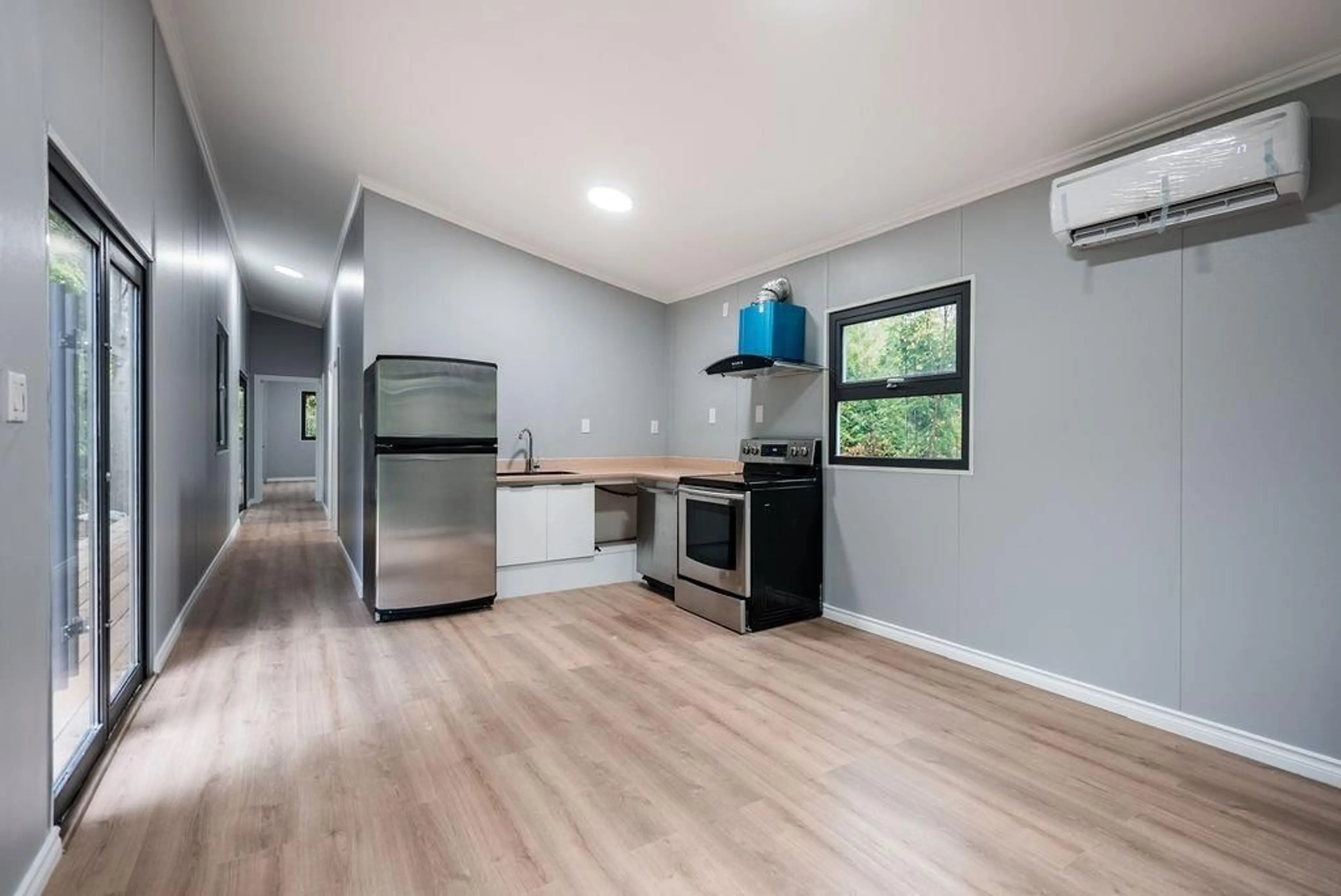 Standard kitchen, wood/laminate floor for 12930 SABO STREET, Mission British Columbia V4S1L6