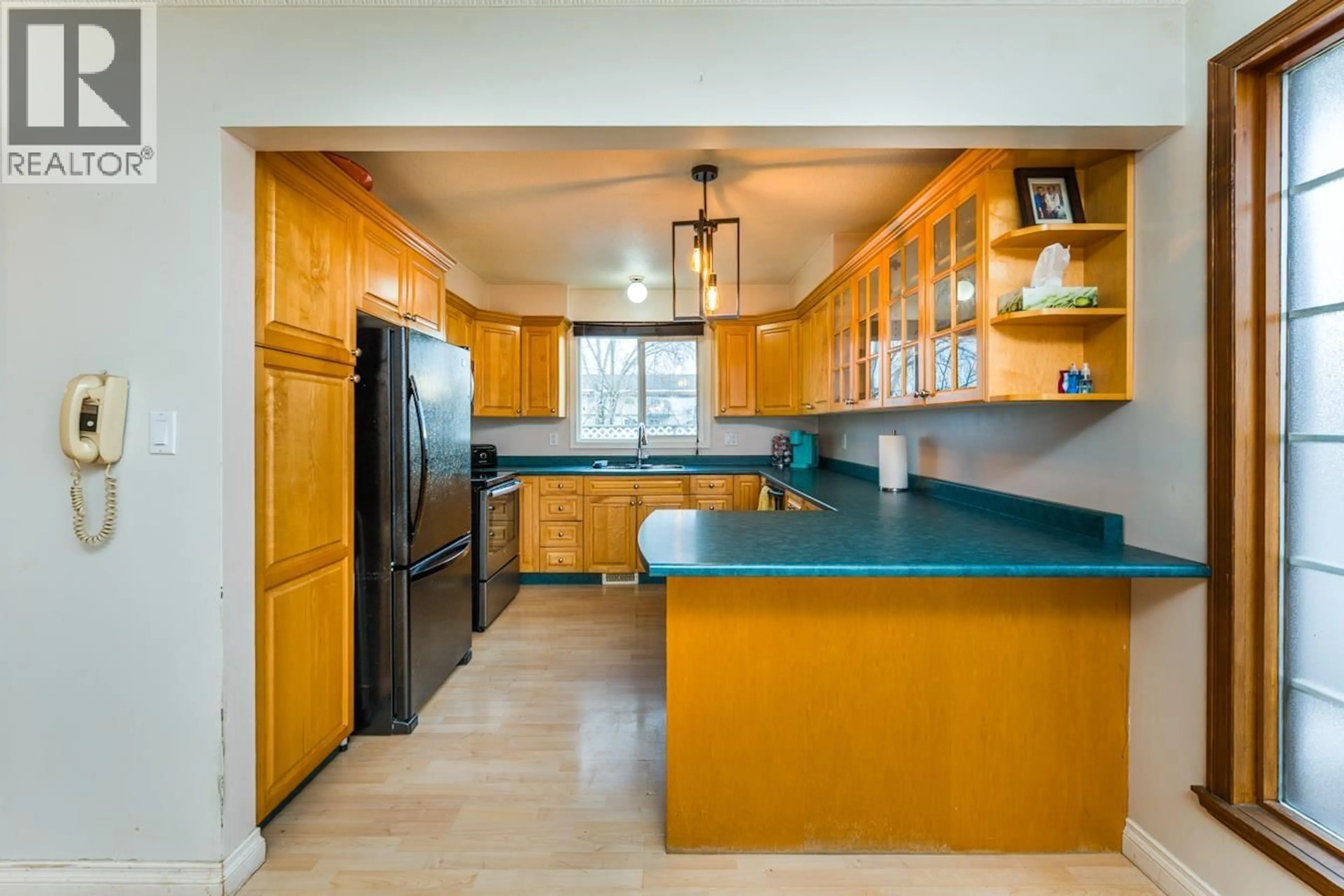 Open concept kitchen, ceramic/tile floor for 1407 FRASER CRESCENT, Prince George British Columbia V2M3Y1