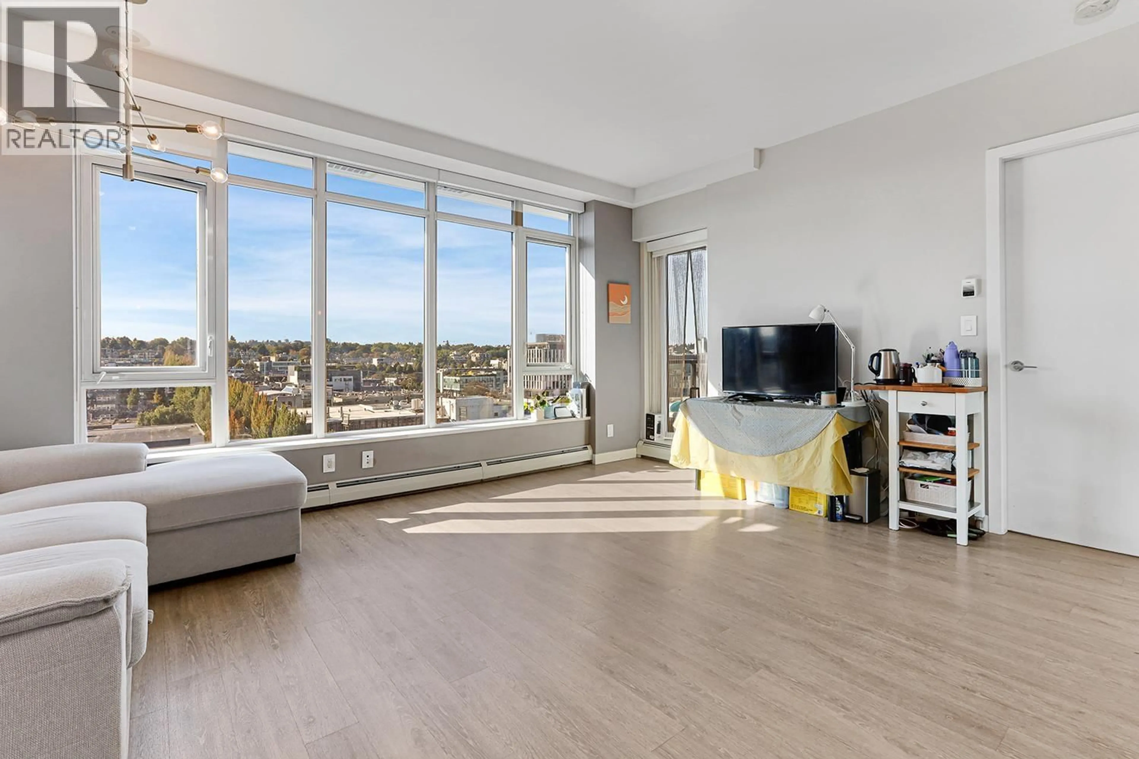 Living room with furniture, unknown for 1102 - 1788 ONTARIO STREET, Vancouver British Columbia V5T0G3