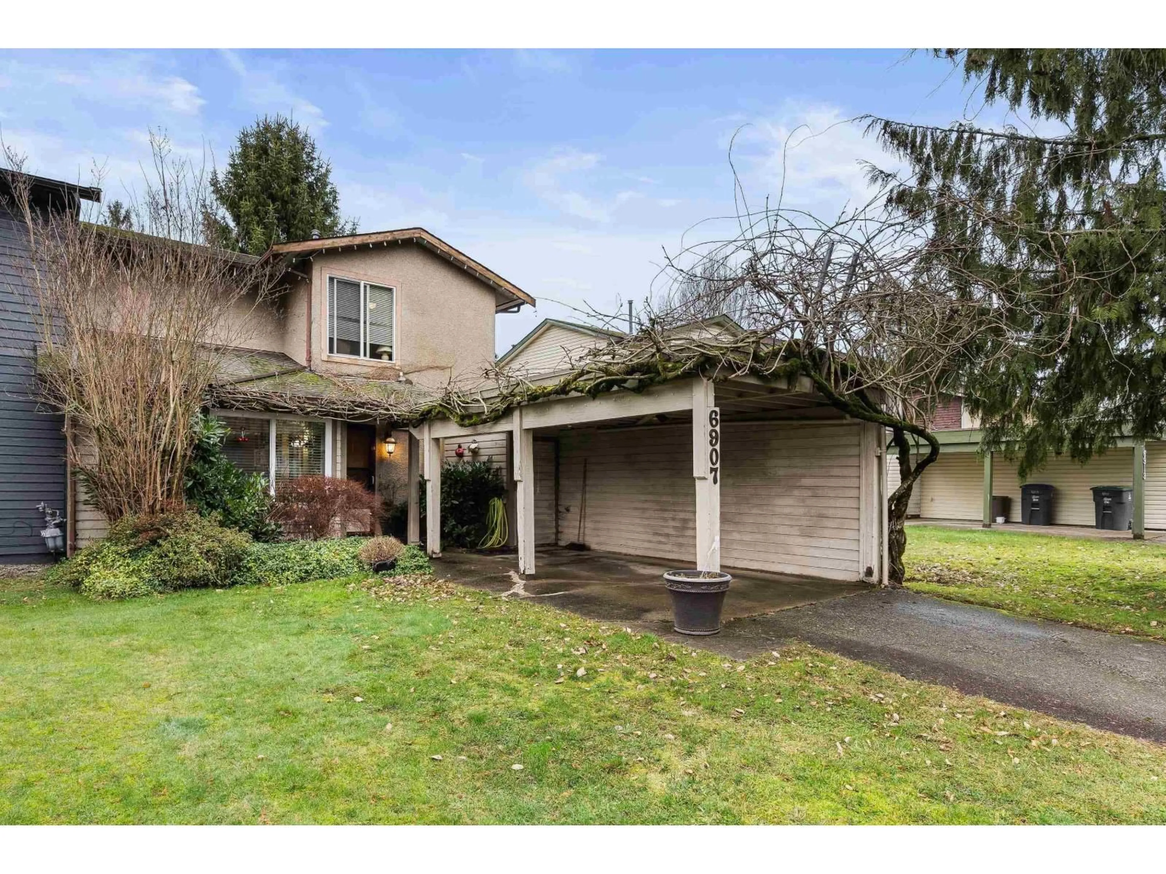 Unknown for 6907 134A STREET, Surrey British Columbia V3W8G6