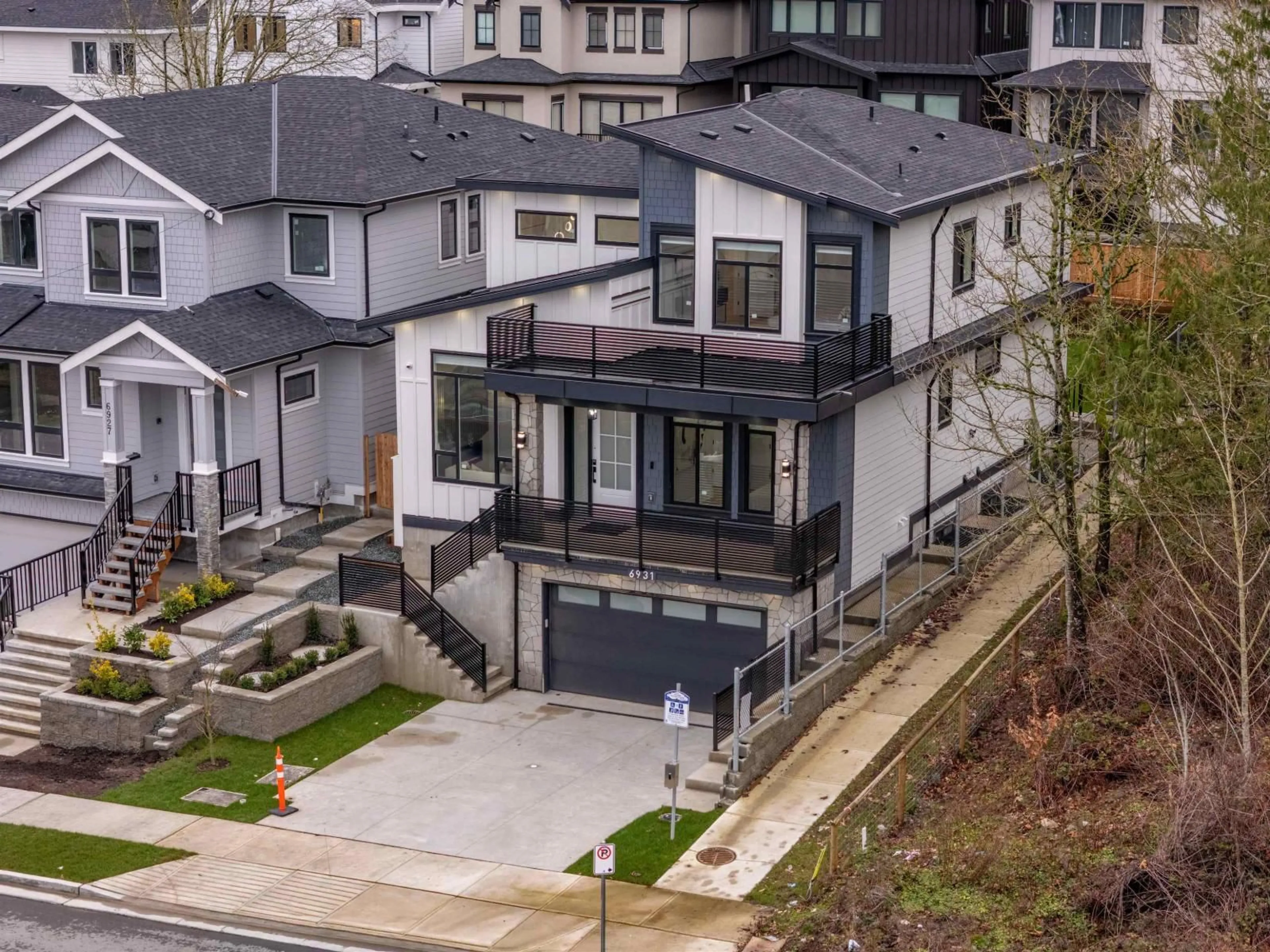 A pic from outside/outdoor area/front of a property/back of a property/a pic from drone, street for 6931 205 STREET, Langley British Columbia V2Y1R2