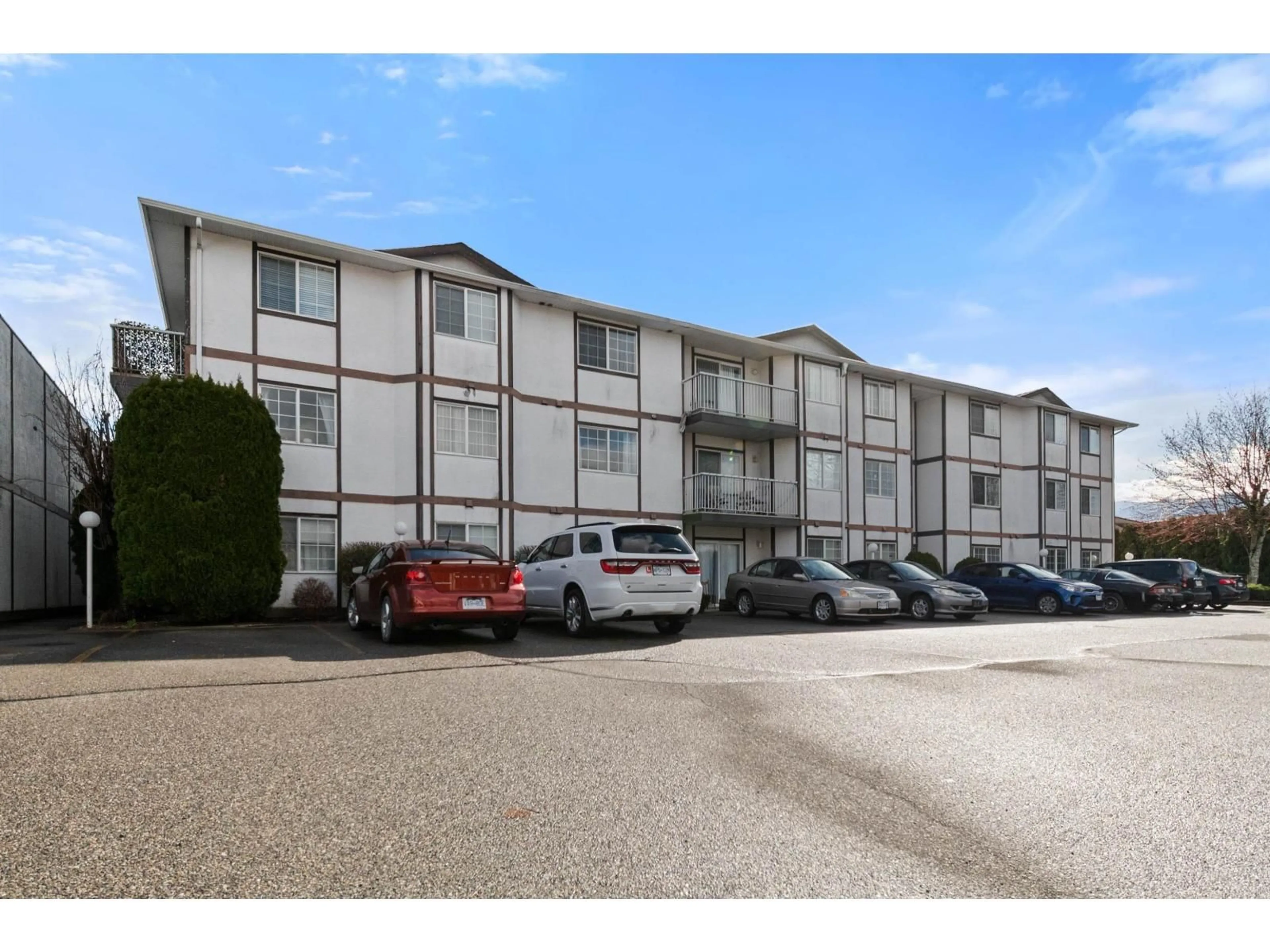 Unknown for 215 - 45669 MCINTOSH DRIVE, Chilliwack British Columbia V2P6V4