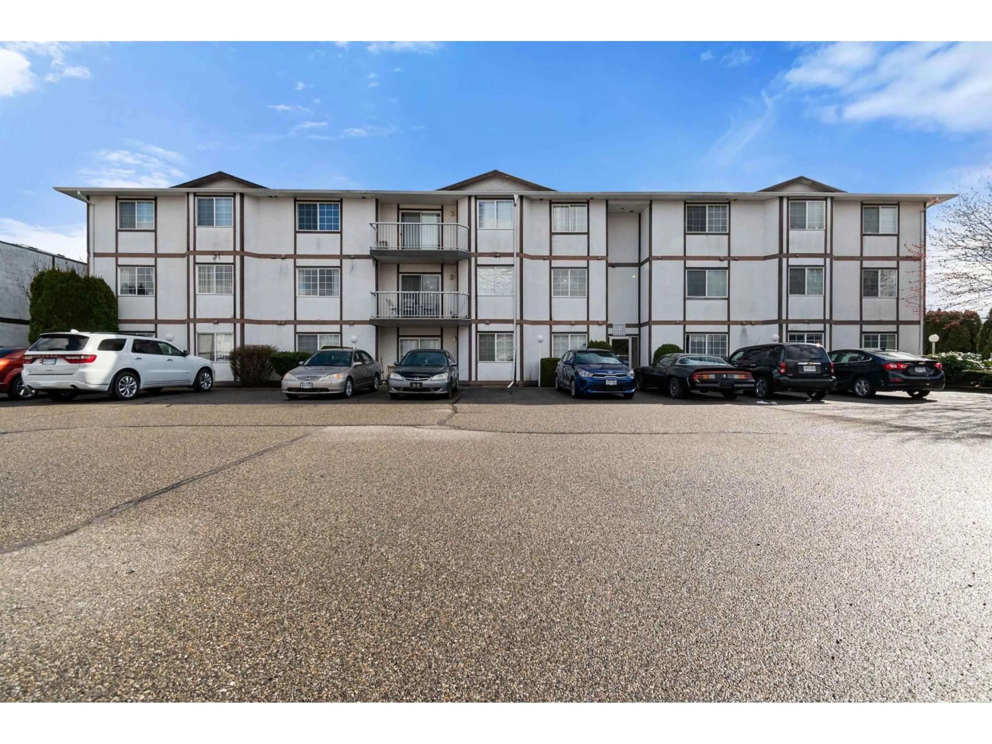 Unknown for 215 - 45669 MCINTOSH DRIVE, Chilliwack British Columbia V2P6V4