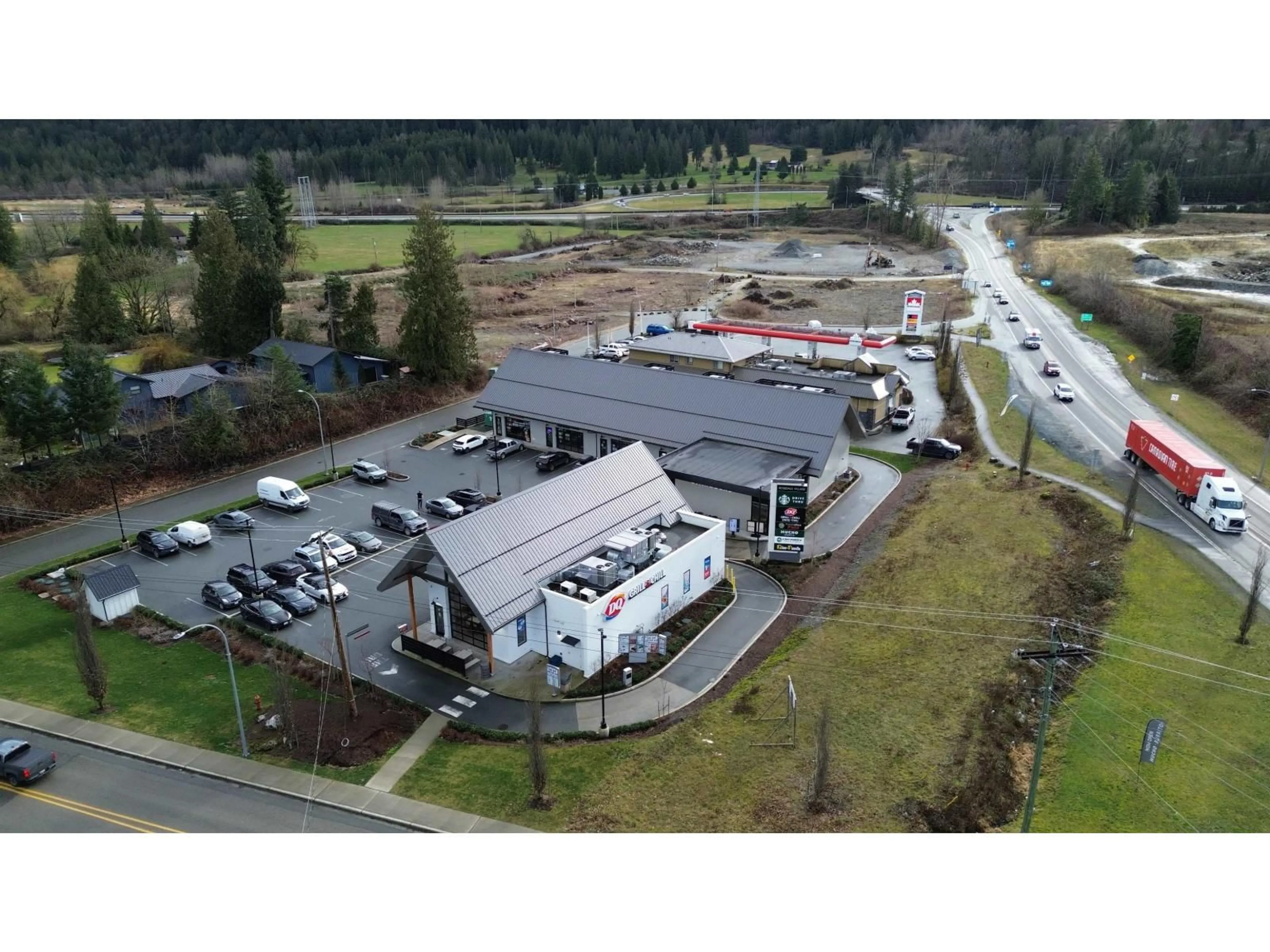 A pic from outside/outdoor area/front of a property/back of a property/a pic from drone, mountain view for 10013 TRILLIUM WAY, Chilliwack British Columbia V0X1X1