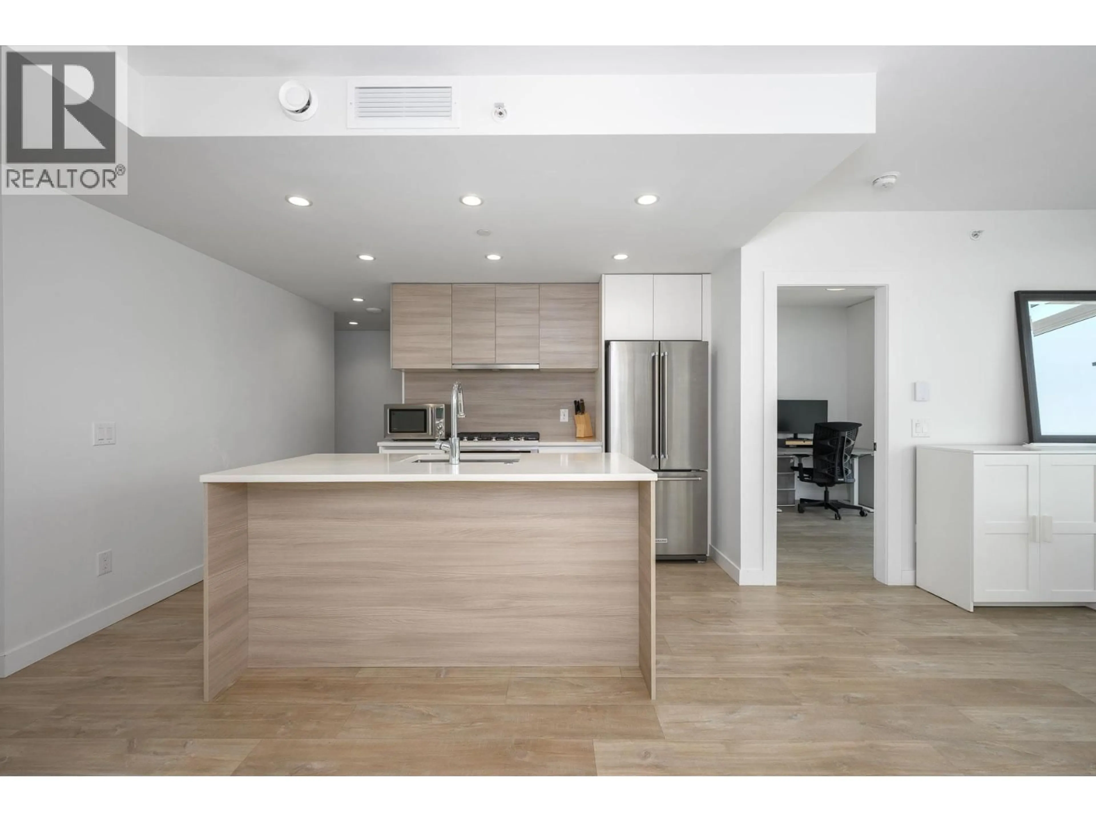 Open concept kitchen, wood/laminate floor for 407 - 525 FOSTER AVENUE, Coquitlam British Columbia V3J0H6