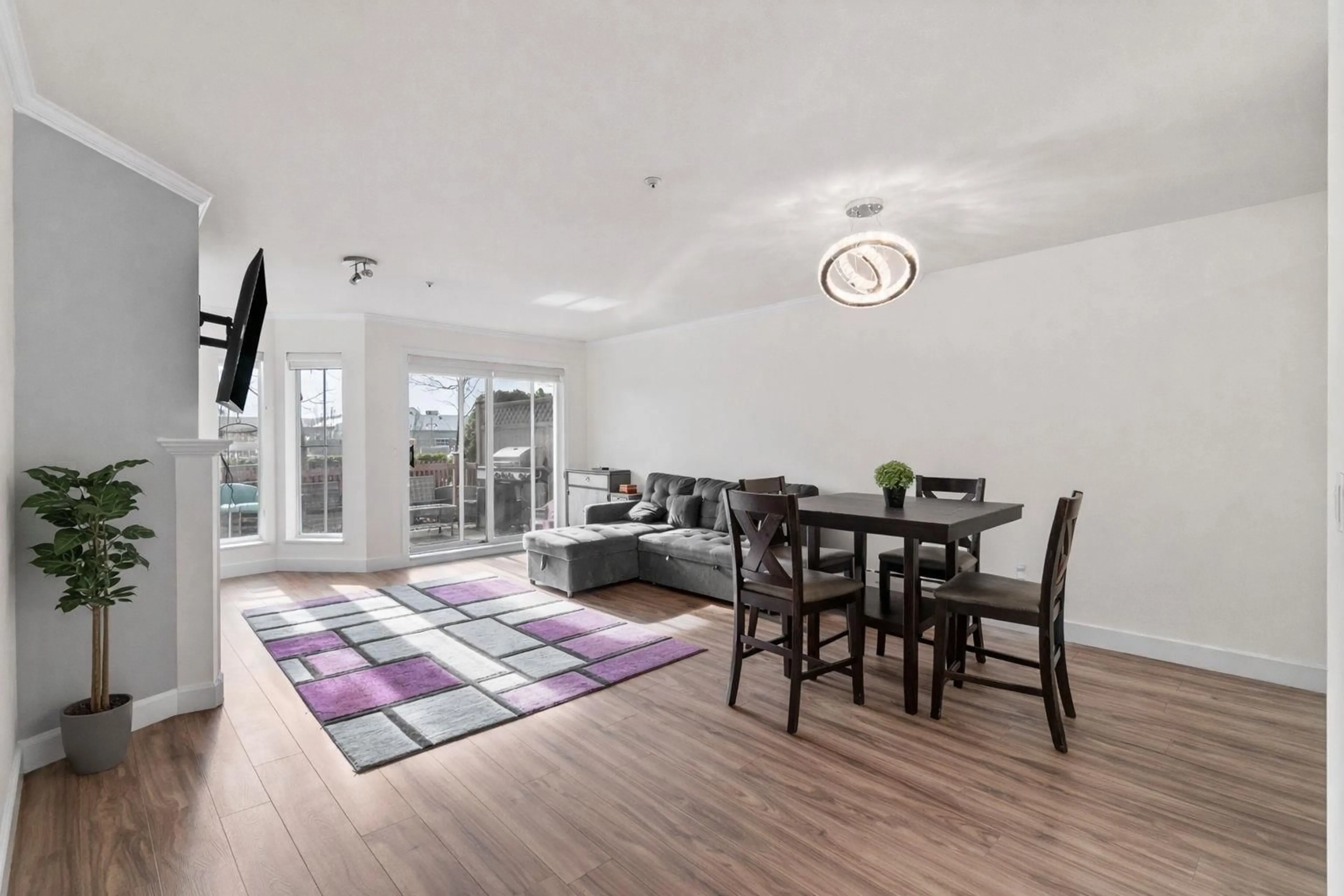 Unknown for 114 - 7435 121A STREET, Surrey British Columbia V3W0W8