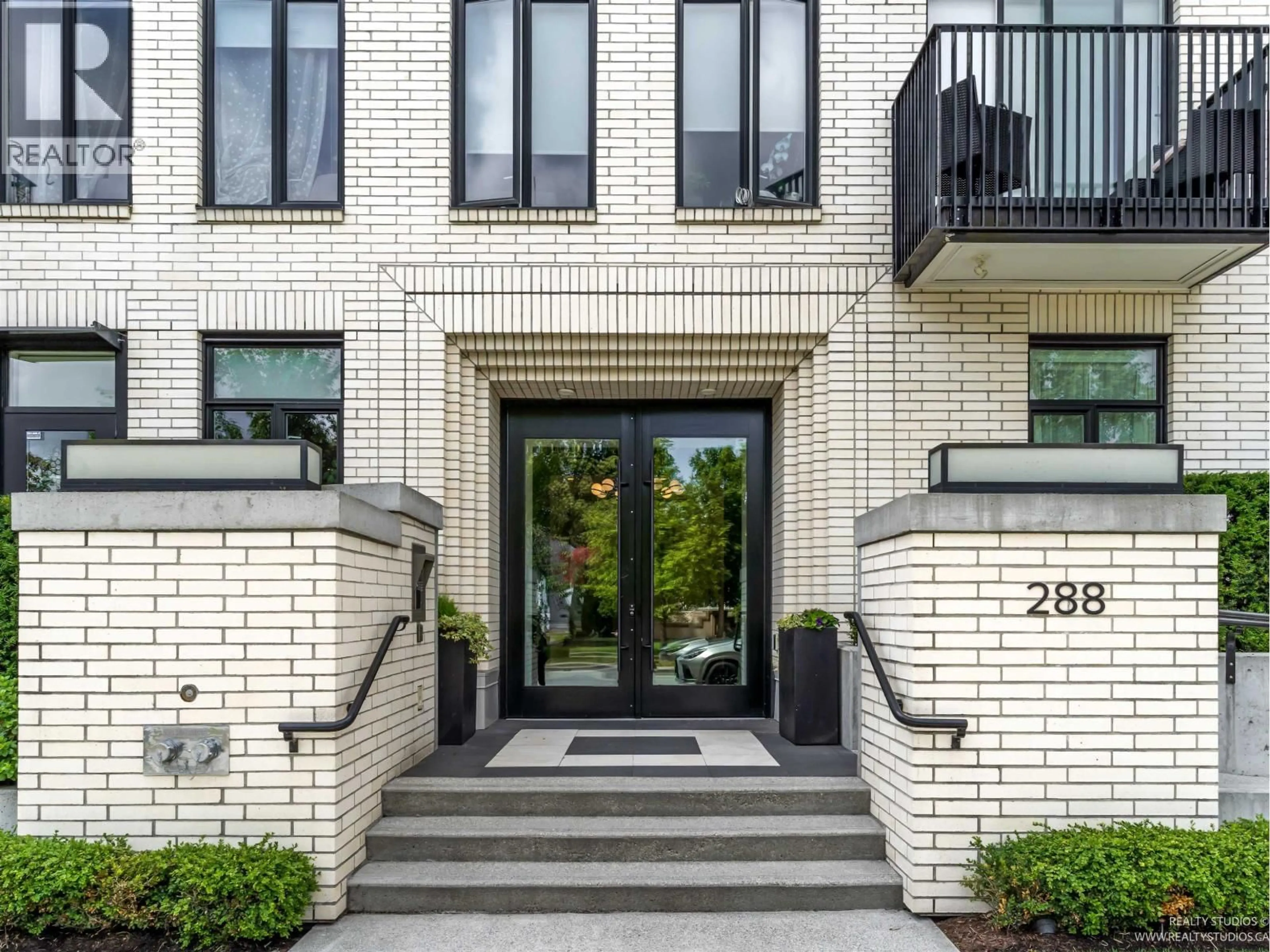 Unknown for 405 - 288 KING EDWARD AVENUE, Vancouver British Columbia V5Y2J2