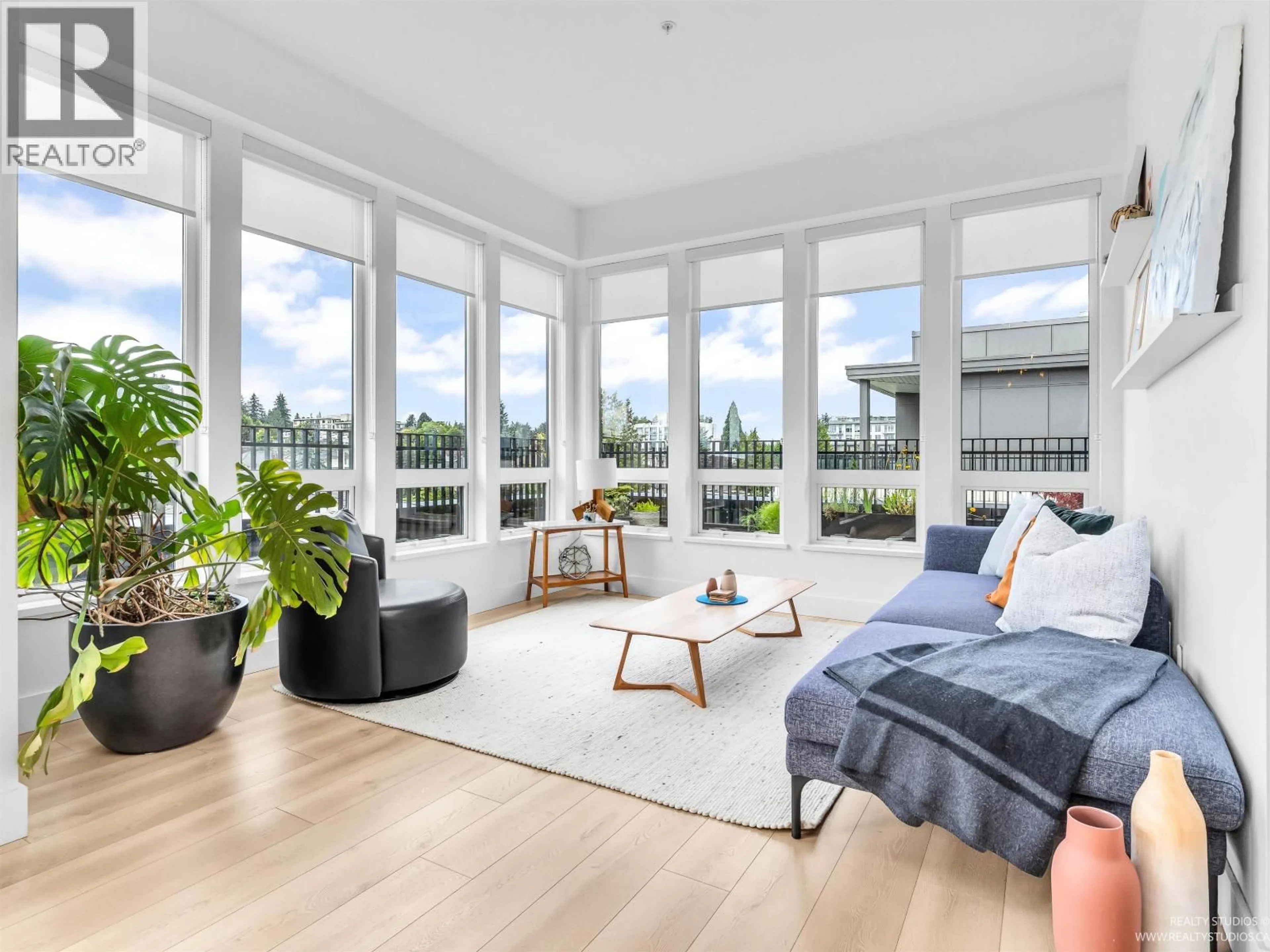 Living room with furniture, unknown for 405 - 288 KING EDWARD AVENUE, Vancouver British Columbia V5Y2J2