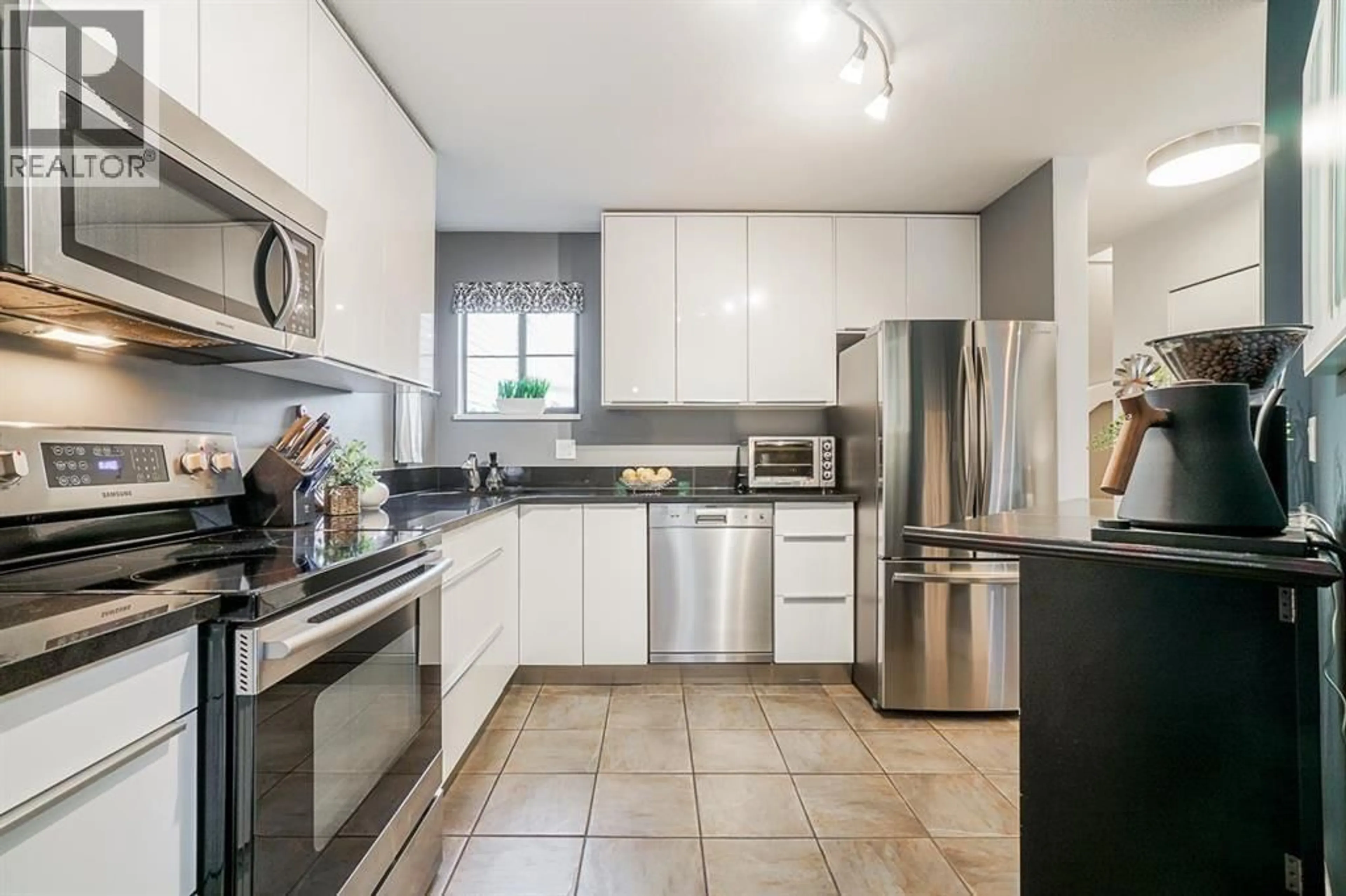 Unknown for 29 - 98 BEGIN STREET, Coquitlam British Columbia V3K6M9