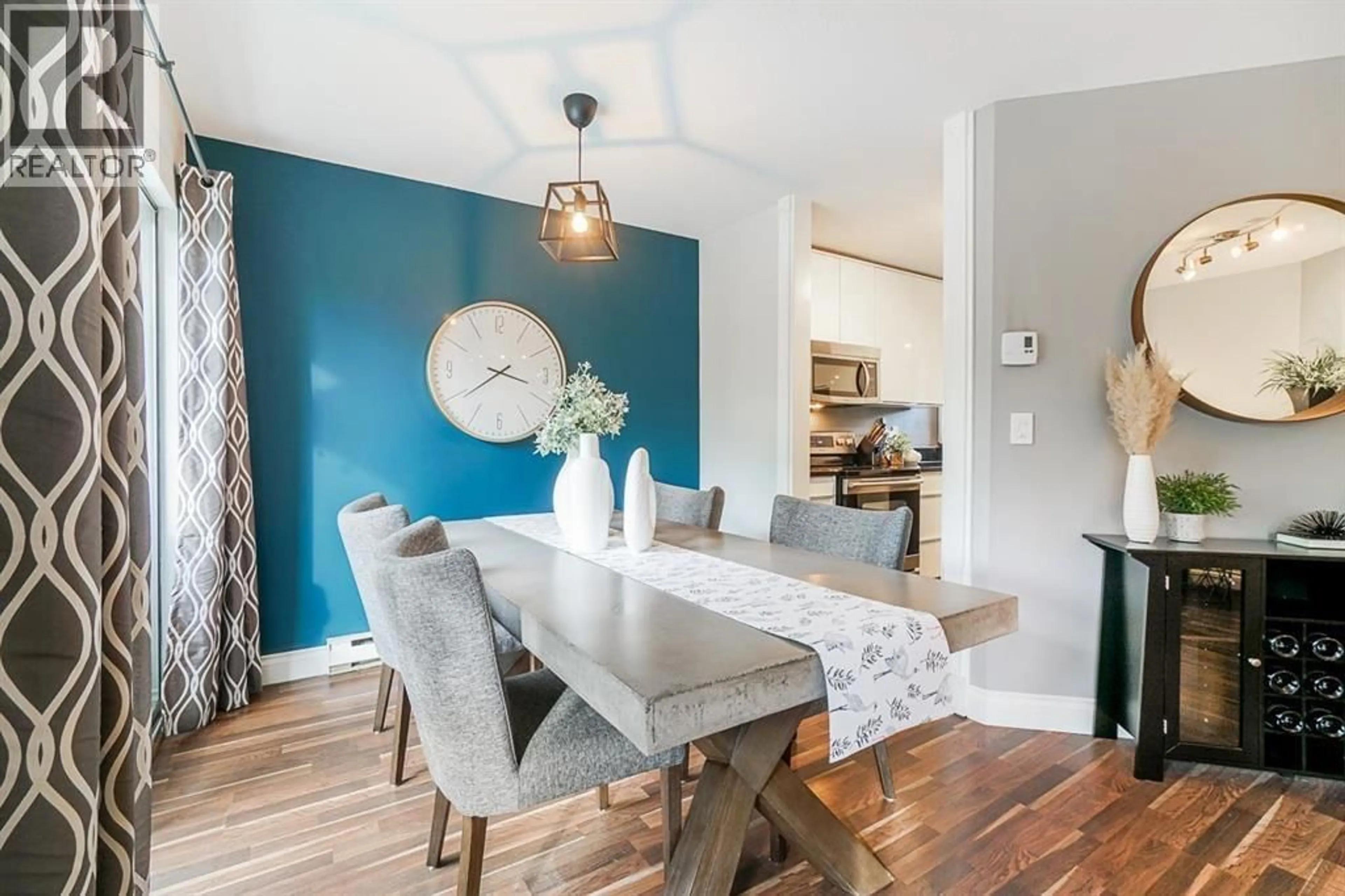 Dining room, wood/laminate floor for 29 - 98 BEGIN STREET, Coquitlam British Columbia V3K6M9